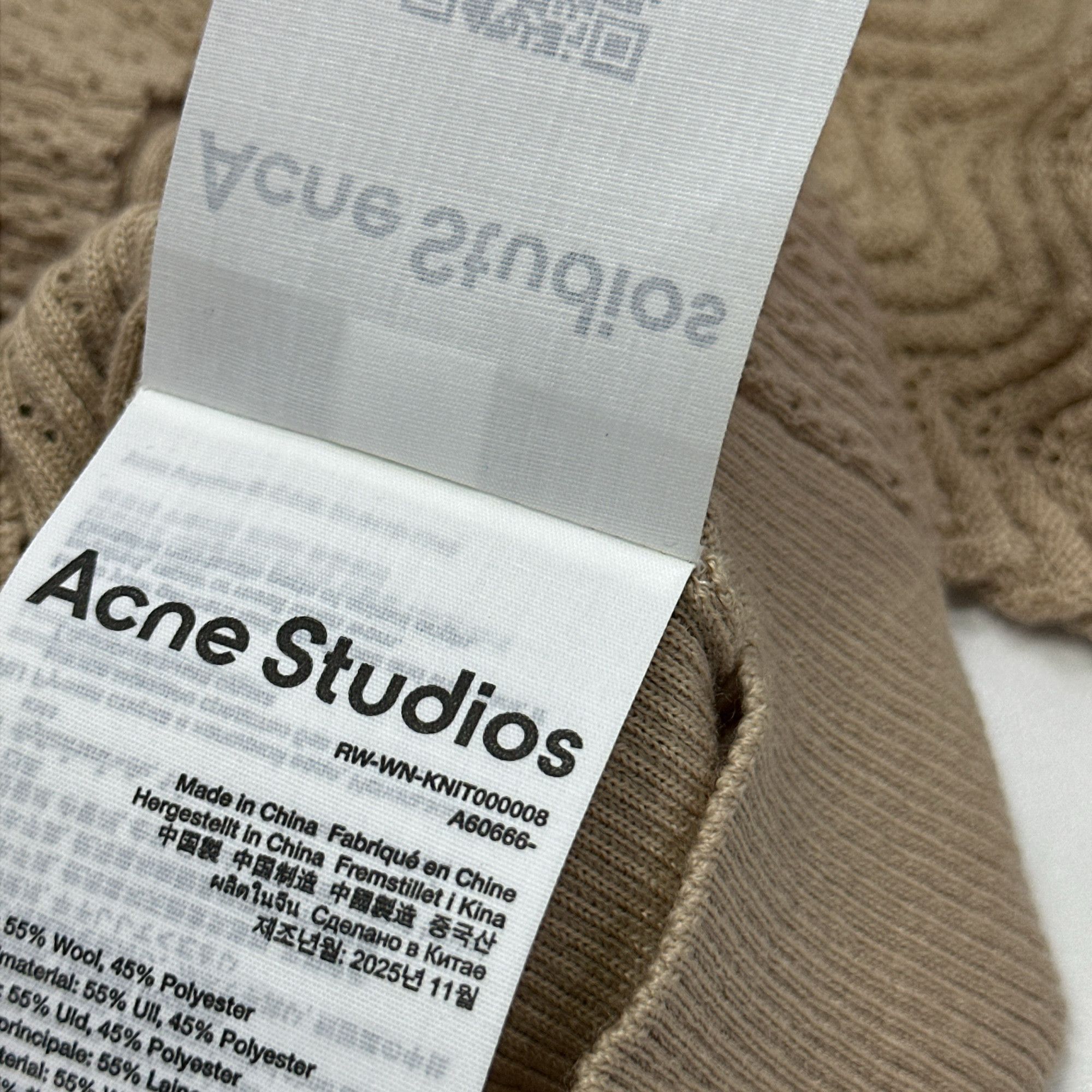 Acne Studios Acne Studios Ribbed Knit Button Cardigan Size S Size S / US 4 / IT 40 - 6 Thumbnail