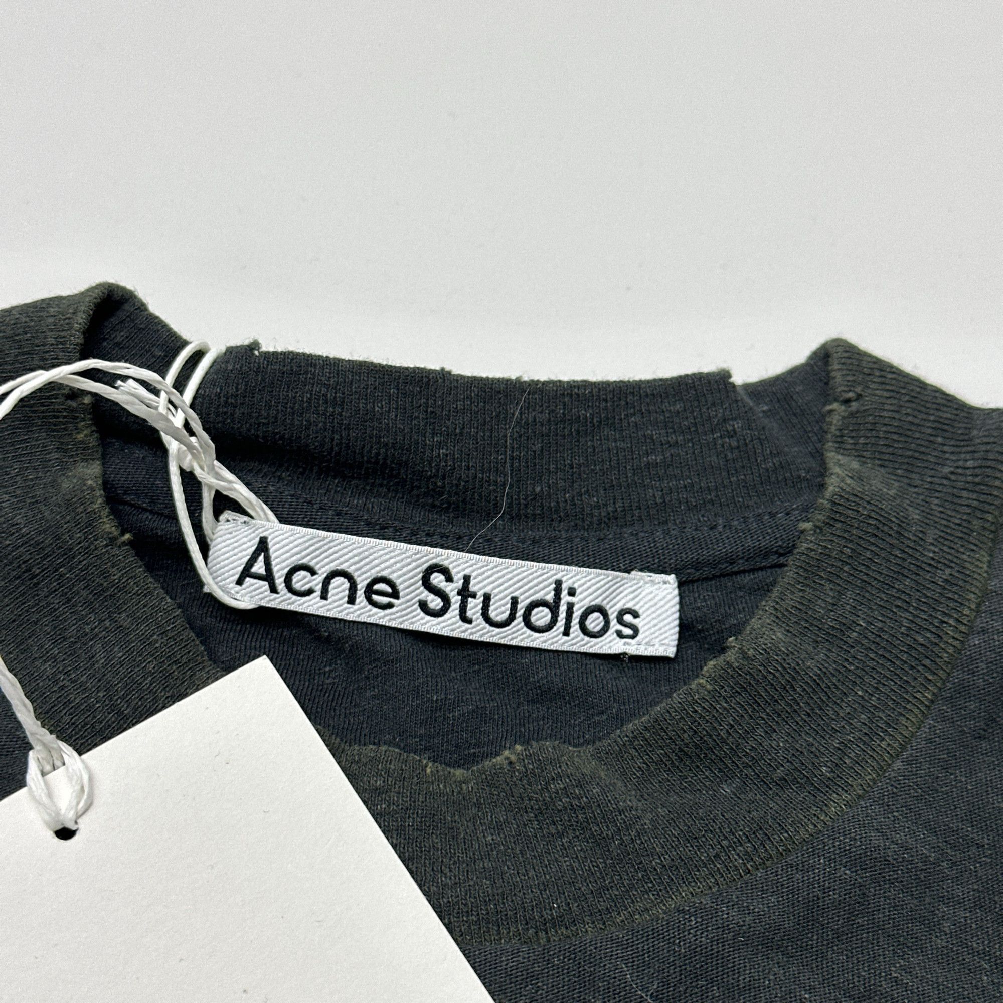 Acne Studios Acne Studios Logo Long Sleeve T-Shirt US XXS Size US XXS / EU 40 - 2 Thumbnail