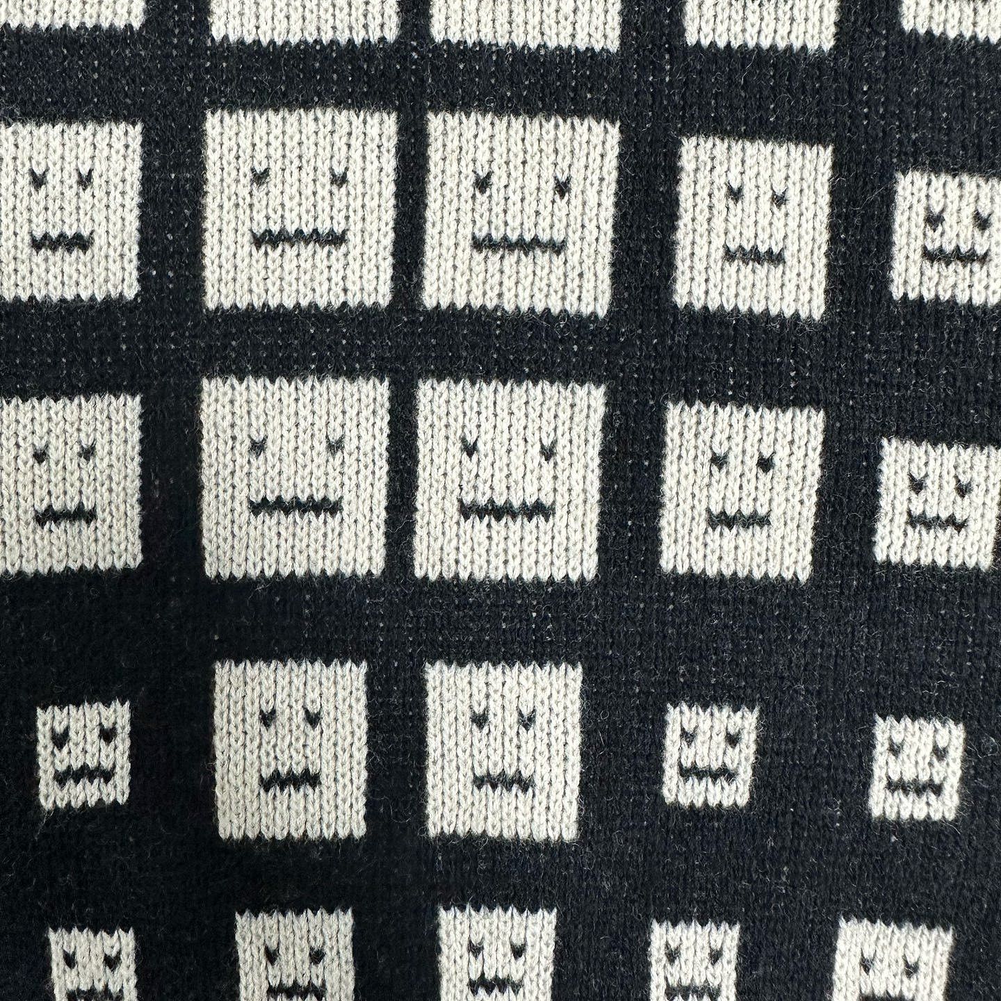 Acne Studios Acne Studios Face Pattern Sweater Size M Size US M / EU 48-50 / 2 - 6 Thumbnail