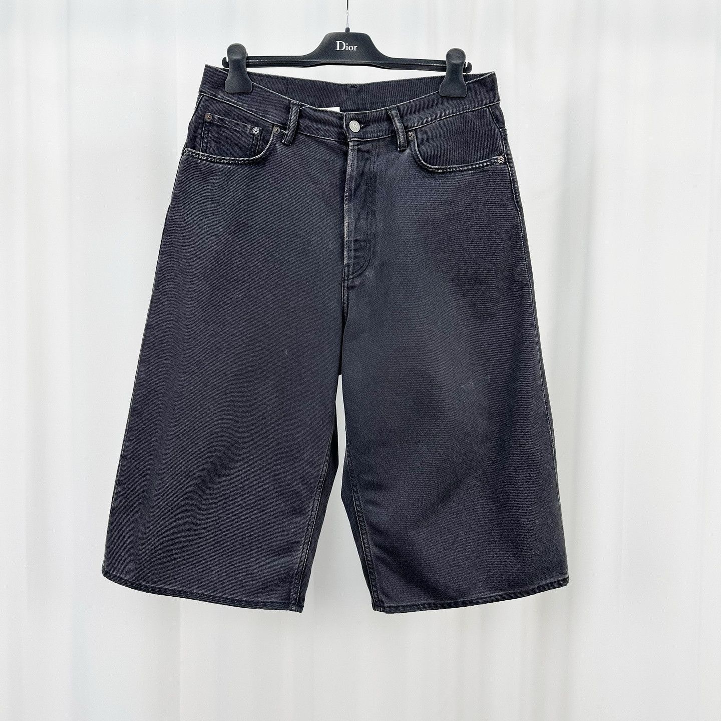 Acne Studios Acne Studios Faded Black Grus Shorts Size 32 Size US 32 / EU 48 - 8 Thumbnail