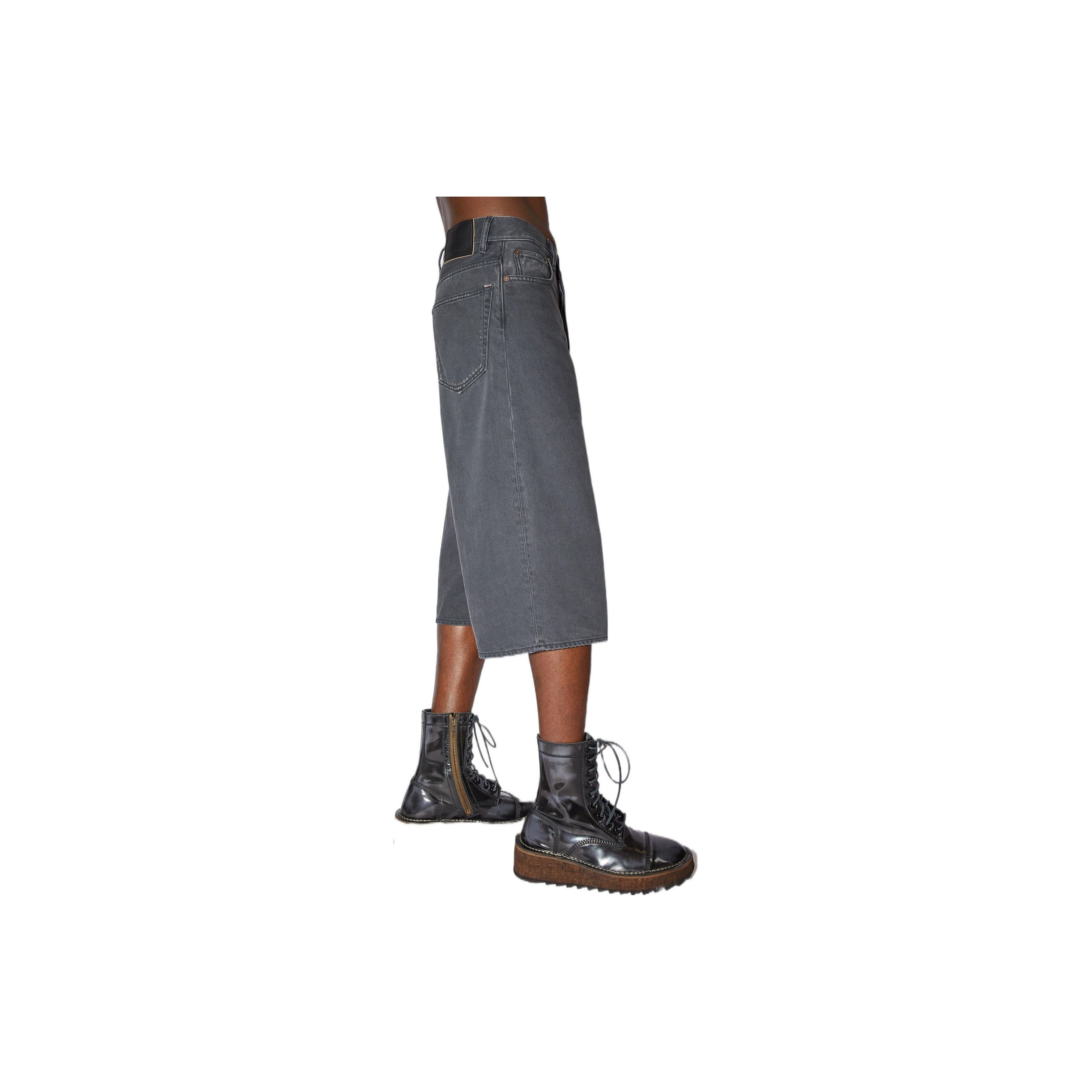 Acne Studios Acne Studios Faded Black Grus Shorts Size 32 Size US 32 / EU 48 - 11 Thumbnail