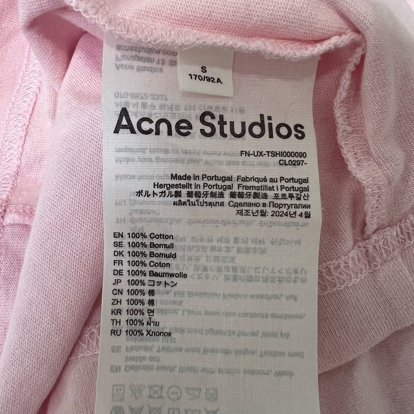 Acne Studios Acne Studios Cat Graphic T-Shirt Pink Size S Size US S / EU 44-46 / 1 - 4 Thumbnail