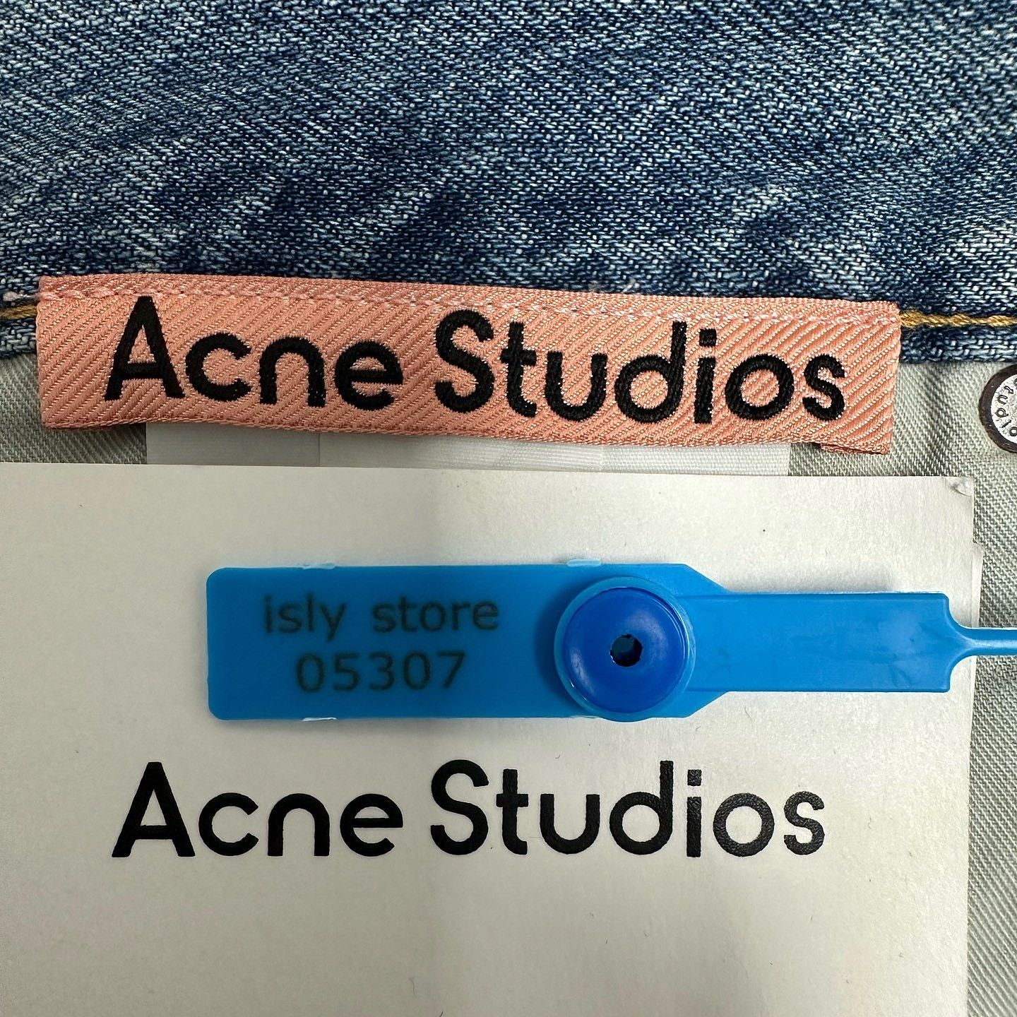 Acne Studios Acne Studios 1981 Leather Pocket Dirty Wash Jeans Size 34 Size US 34 / EU 50 - 3 Thumbnail