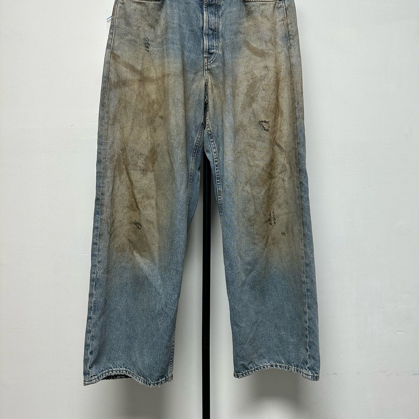 Acne Studios Acne Studios 1981 Leather Pocket Dirty Wash Jeans Size 34 Size US 34 / EU 50 - 5 Thumbnail