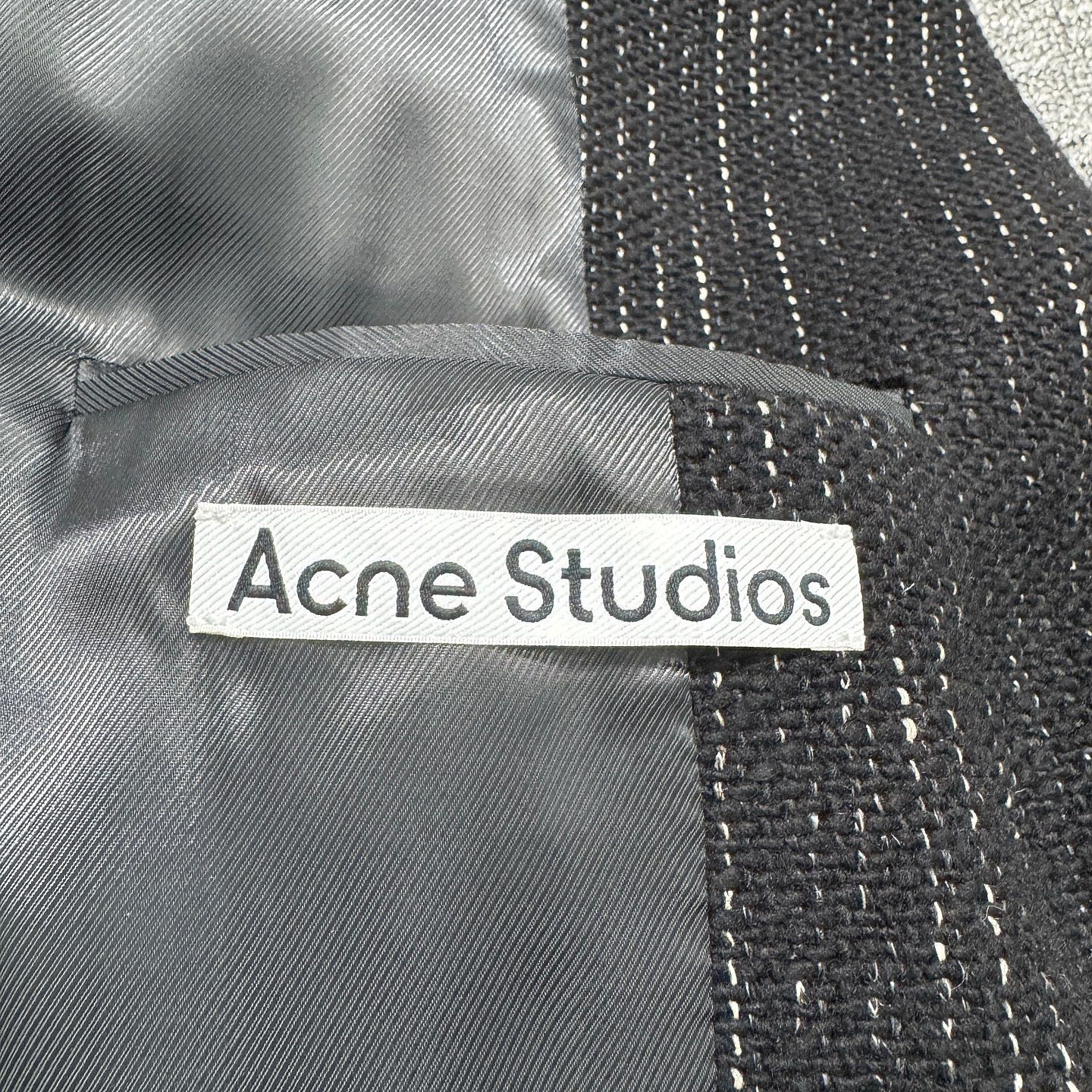 Acne Studios Acne Studios Pinstripe Wool Blend Coat Size M Size US M / EU 48-50 / 2 - 3 Thumbnail