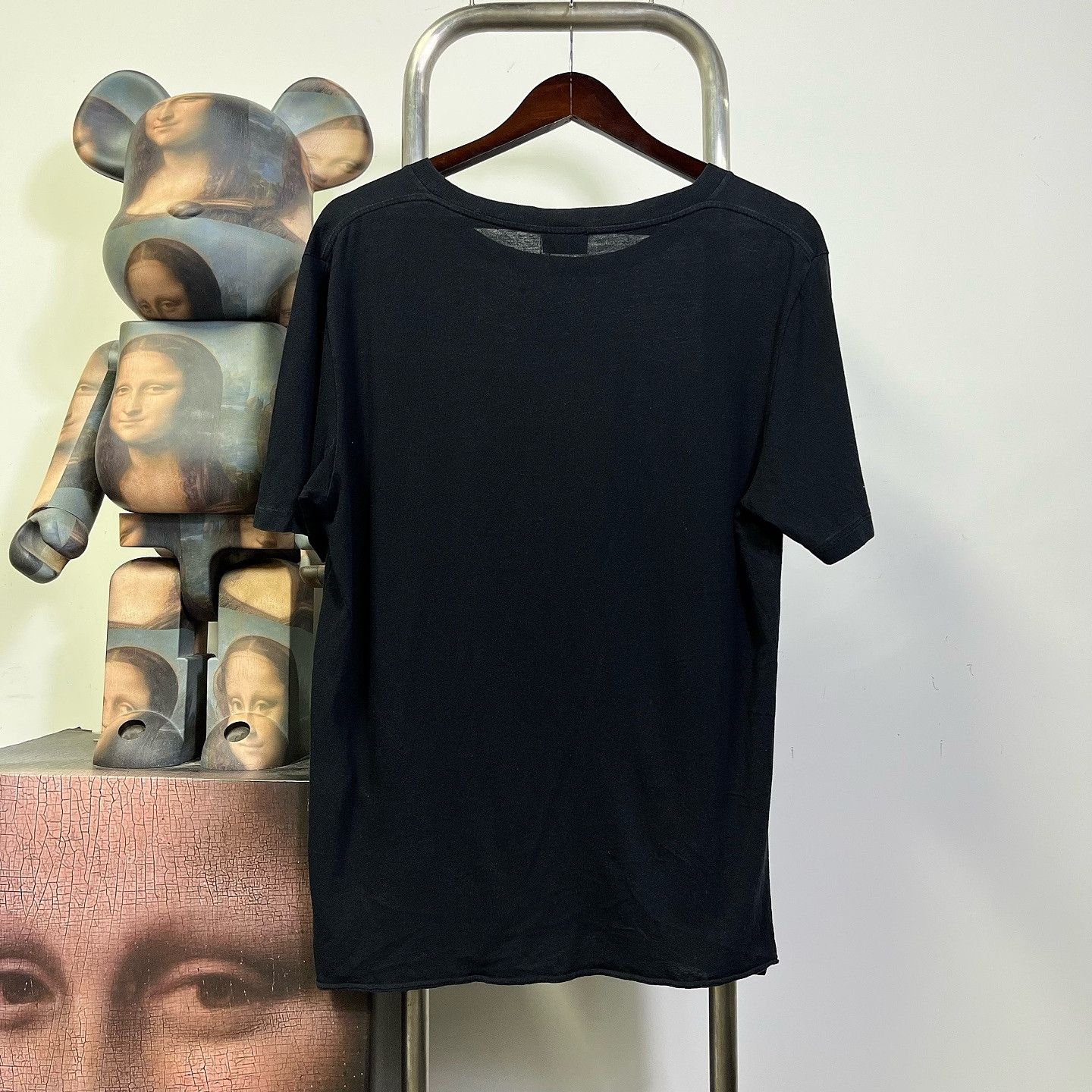 Saint Laurent Paris Saint Laurent Heart Graphic Short Sleeve T-Shirt Size S Size US S / EU 44-46 / 1 - 2 Thumbnail