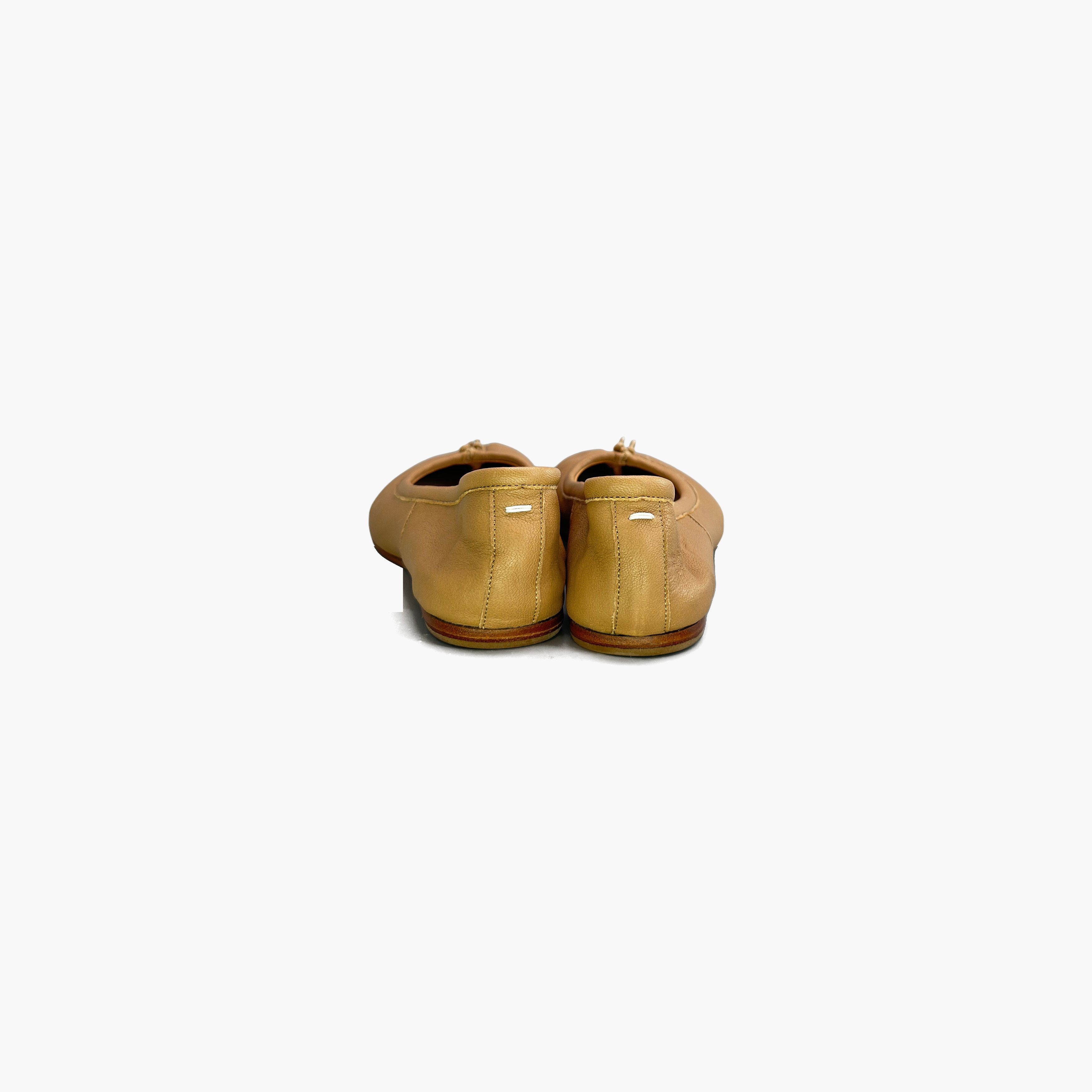 Maison Margiela Maison Margiela Leather Tabi Flats Size 35 Size US 5 / IT 35 - 6 Thumbnail