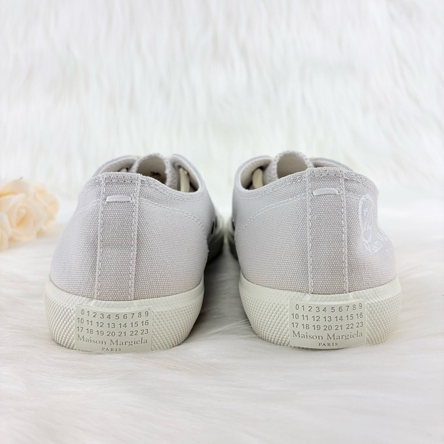 Maison Margiela Maison Margiela Tabi Canvas Sneakers Size 36 Size US 6 / IT 36 - 3 Thumbnail