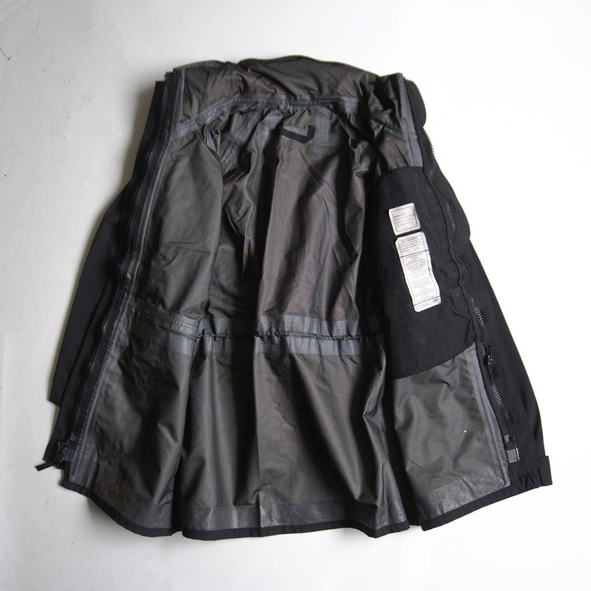 Vintage ECWCS GORE-TEX Gen 2 Parka Jacket Black Size XL Size US XL / EU 56 / 4 - 3 Thumbnail