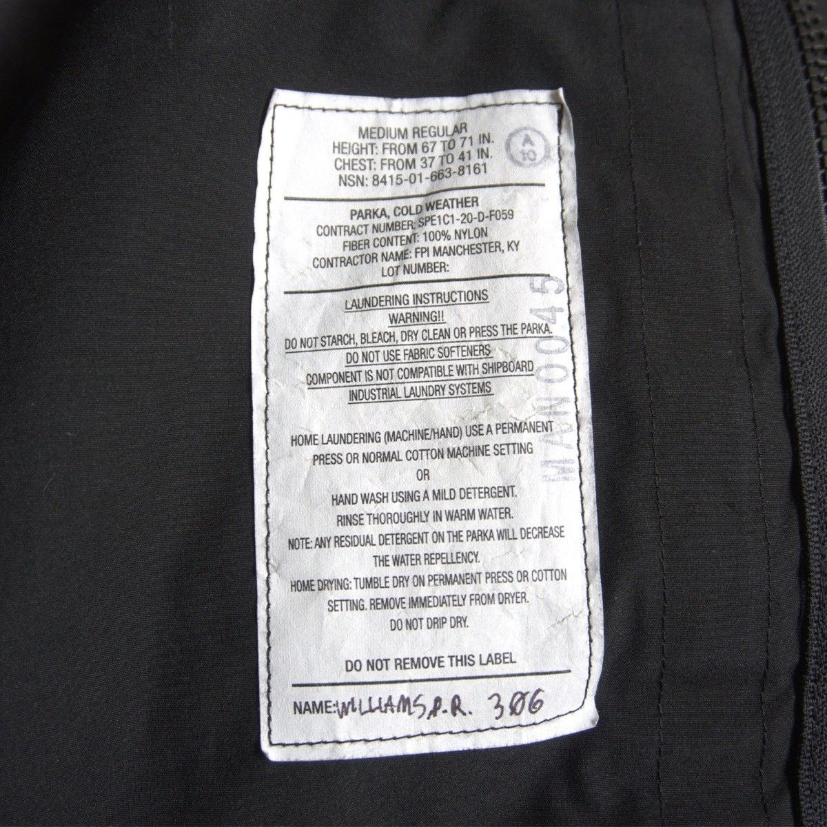 Vintage ECWCS GORE-TEX GEN2 Parka Jacket Black Size XL Size US XL / EU 56 / 4 - 8 Thumbnail