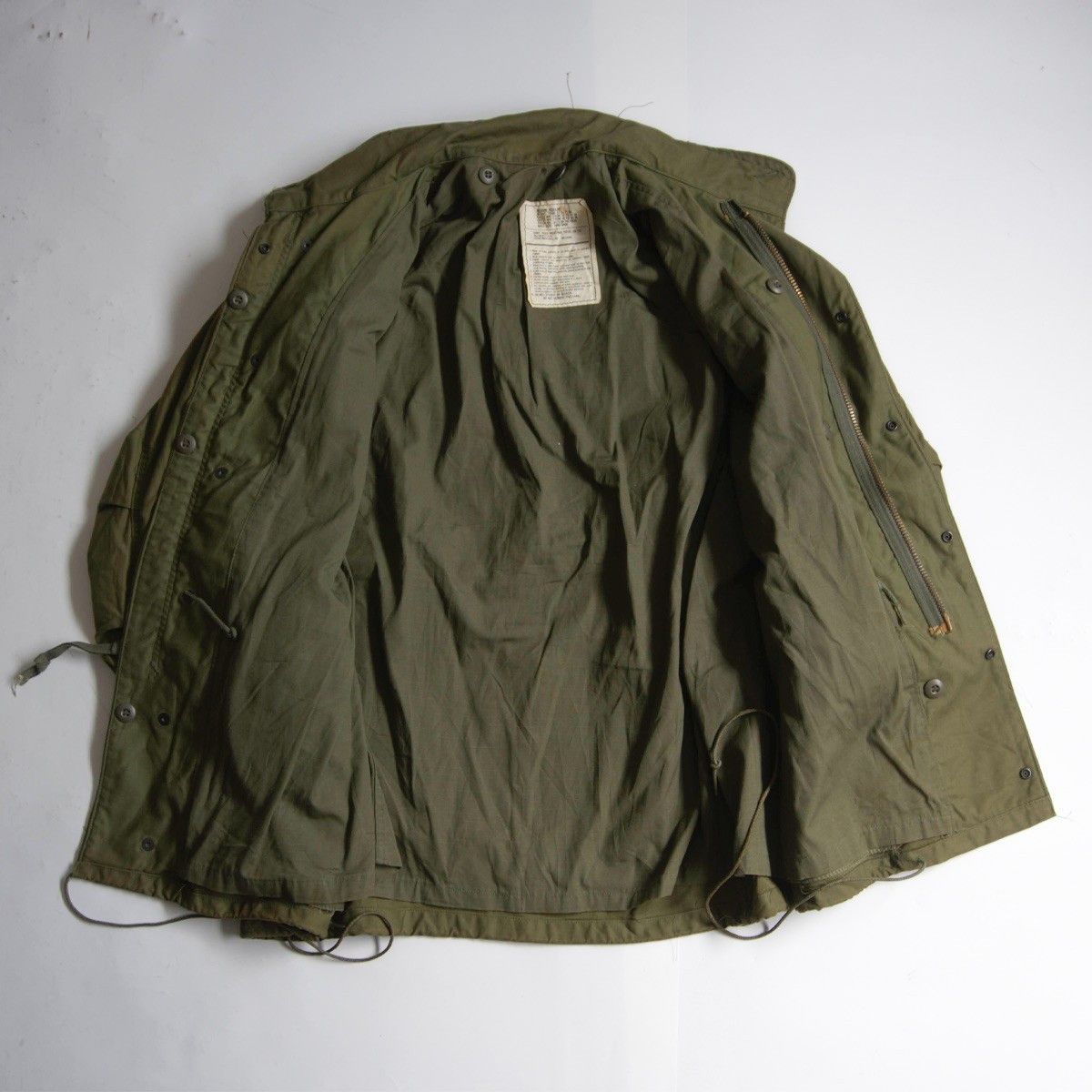 Vintage US ARMY M-65 3rd Field Jacket Size MEDIUM-REGULAR Size US M / EU 48-50 / 2 - 3 Thumbnail