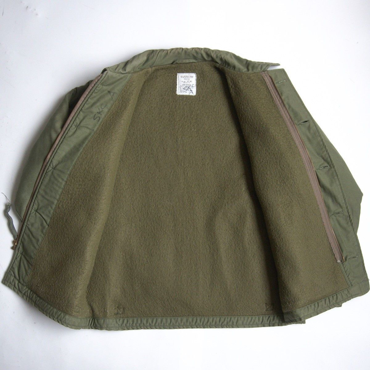Vintage US NAVY 82 70S A-2 DECK JACKET Size L(42-44) Size US L / EU 52-54 / 3 - 6 Thumbnail