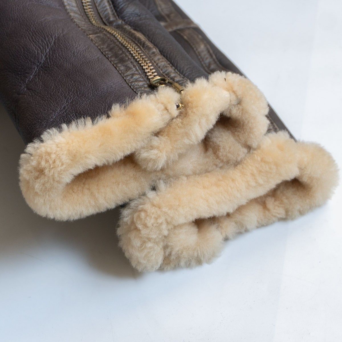 Willis & Geiger Willis & Geiger RAF Shearling Bomber Jacket Size 40 Size US XXS / EU 40 - 5 Thumbnail