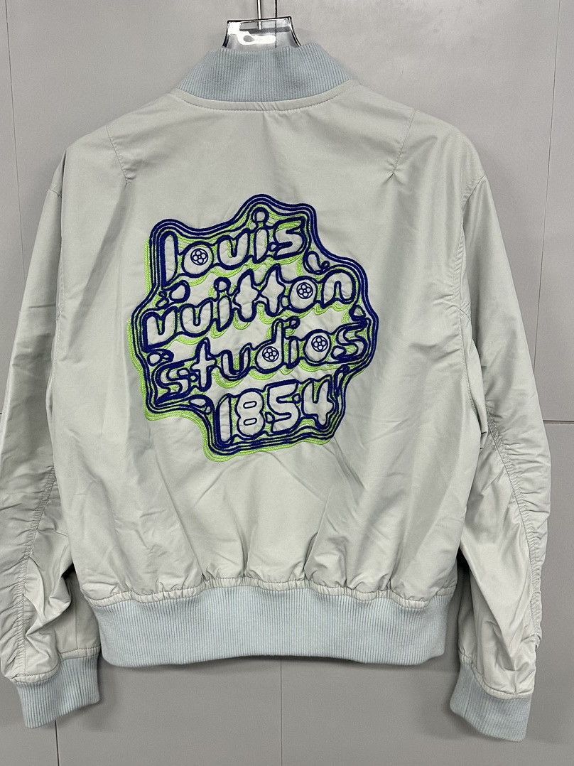 Louis Vuitton Gray Logo Embroidered Bomber Jacket Size US M / EU 48-50 / 2 - 2 Thumbnail