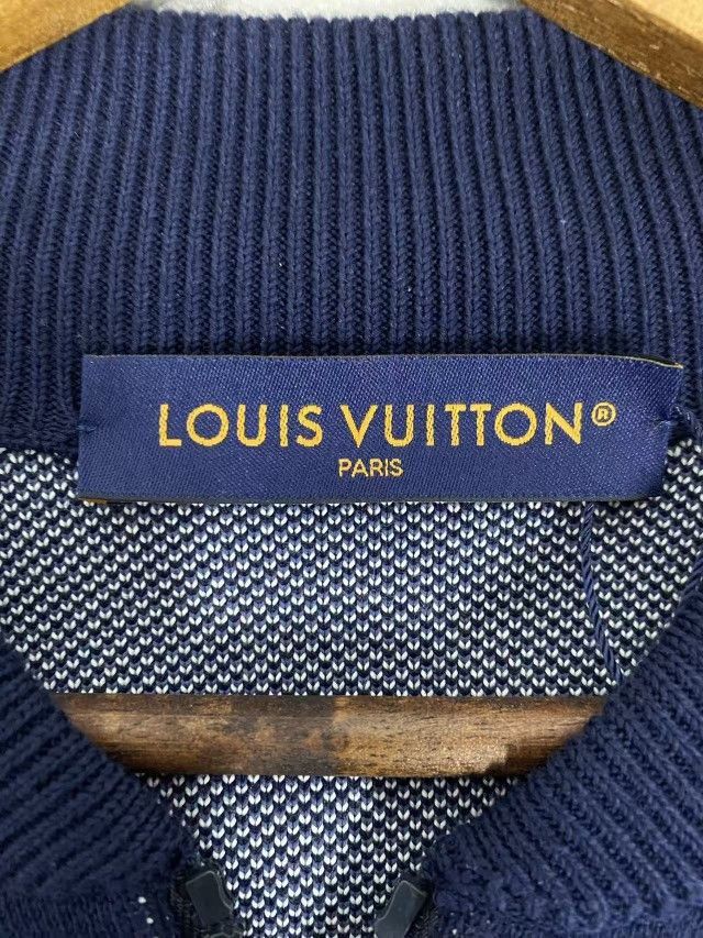 Louis Vuitton Stylish Monogram Bomber Jacket in Blue Size US S / EU 44-46 / 1 - 3 Thumbnail