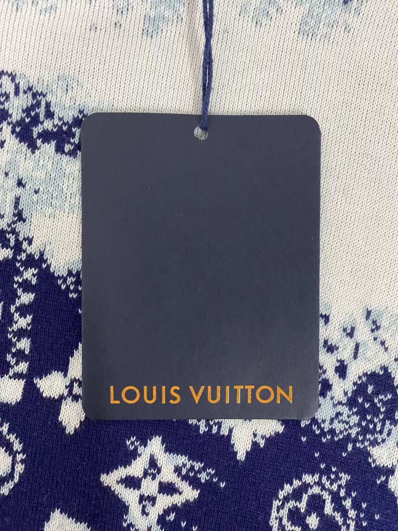 Louis Vuitton Vibrant Bandana Print Sweater Size US XS / EU 42 / 0 - 5 Thumbnail