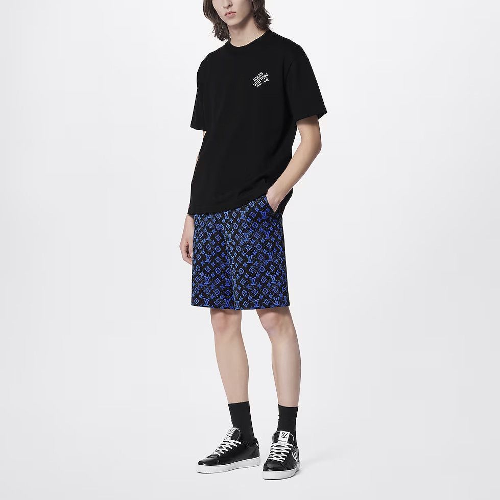 Louis Vuitton Logo Embroidery Black T-Shirt Size US L / EU 52-54 / 3 - 4 Thumbnail