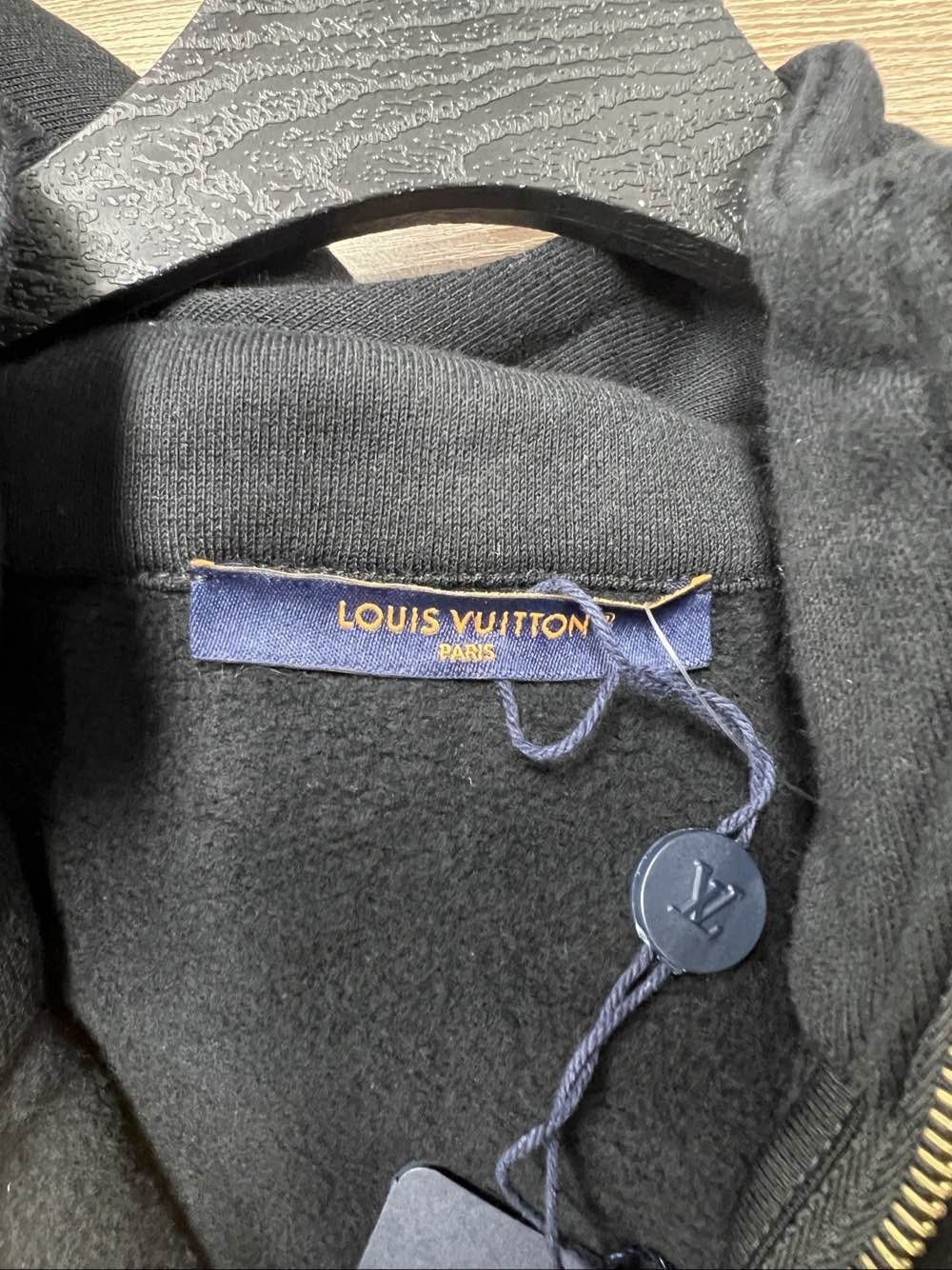 Louis Vuitton Character Patch Zip Hoodie in Black Size US M / EU 48-50 / 2 - 3 Thumbnail