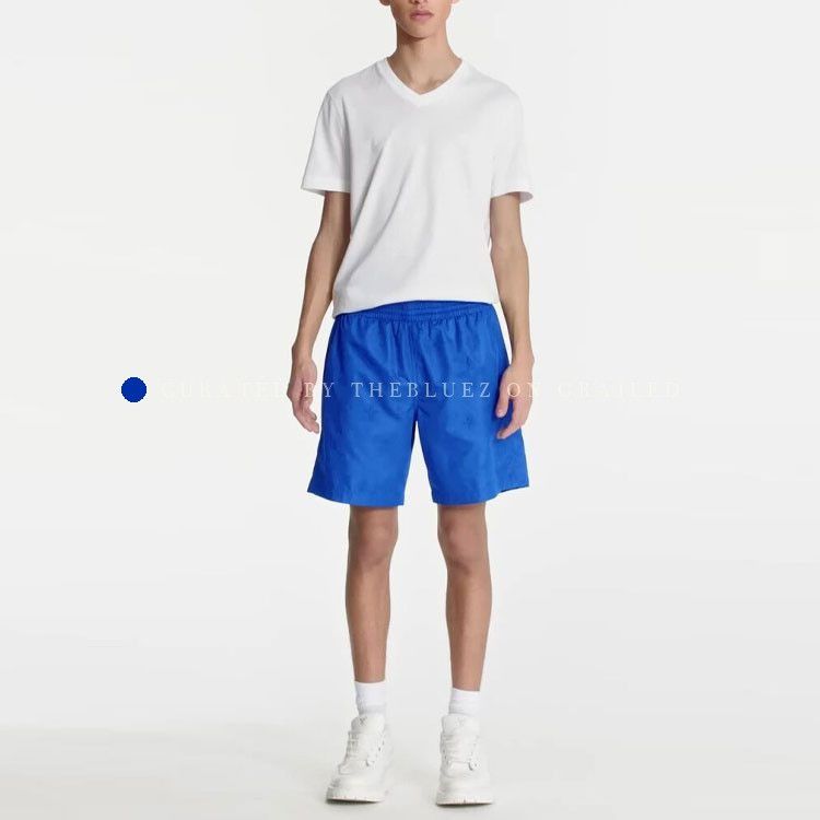 Louis Vuitton Stylish Monogram Print Shorts in Blue Size US 34 / EU 50 - 7 Thumbnail