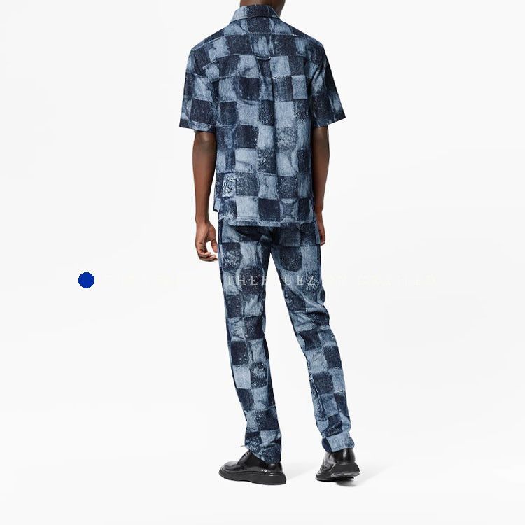 Louis Vuitton Colorful Print Denim Shirt in Blue Size US S / EU 44-46 / 1 - 7 Thumbnail