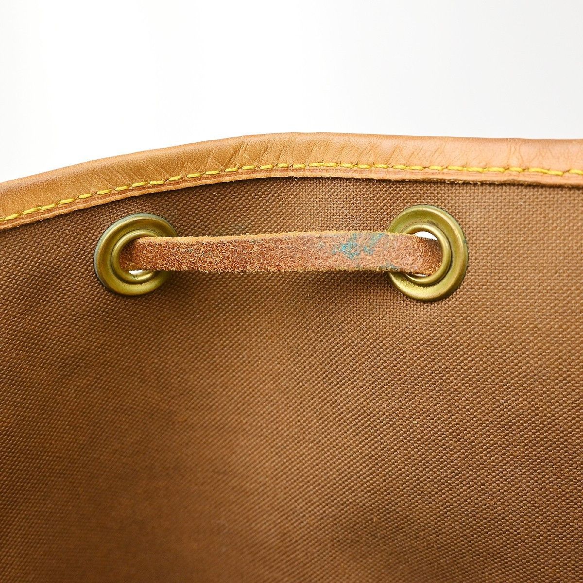 Louis Vuitton Louis Vuitton Petit Noe NM Handbag Monogram Canvas Size ONE SIZE - 8 Thumbnail
