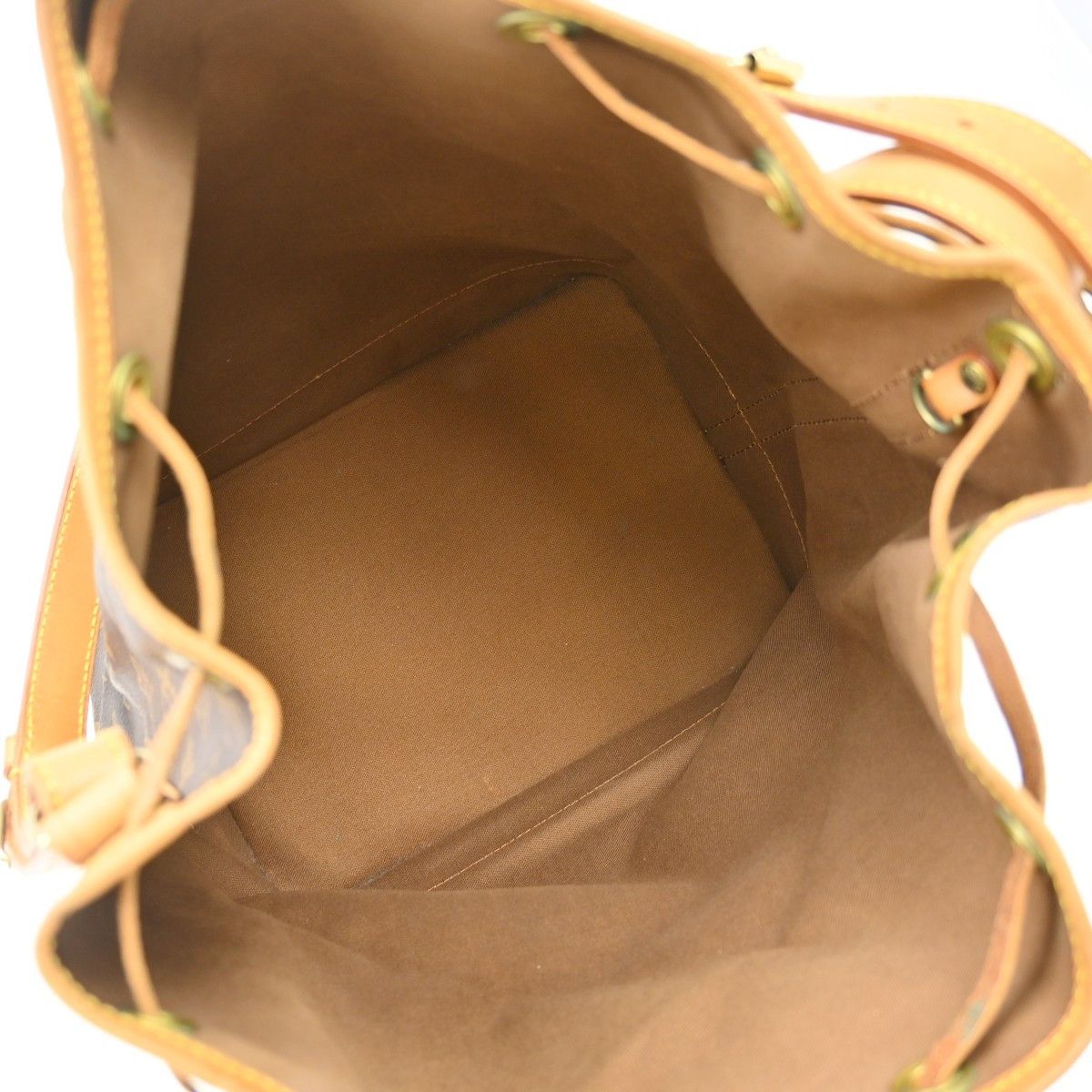 Louis Vuitton Louis Vuitton Petit Noe NM Handbag Monogram Canvas Size ONE SIZE - 3 Thumbnail