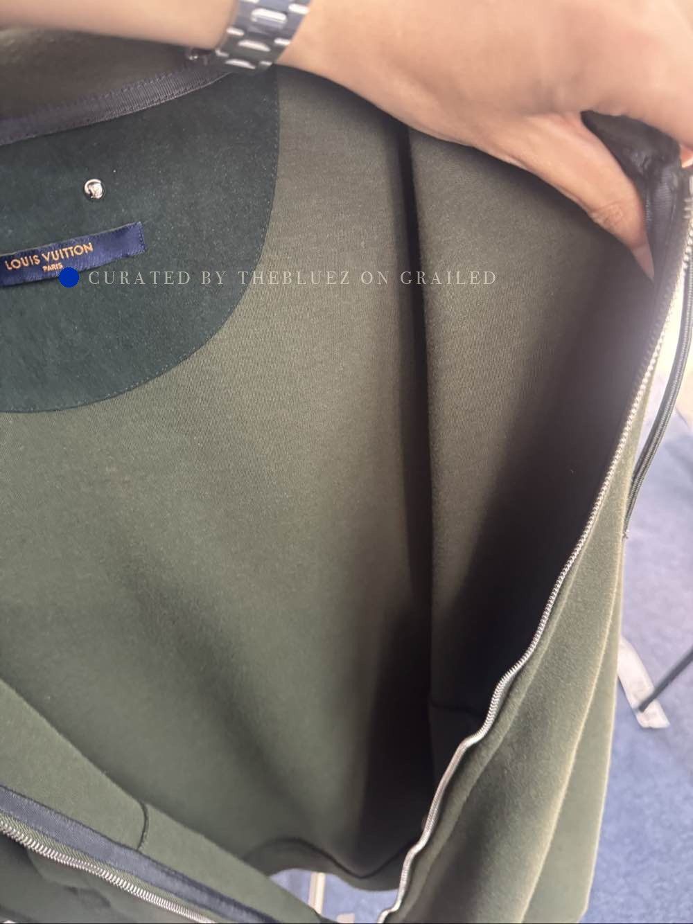 Louis Vuitton Stylish Zip Hoodie in Green Size US M / EU 48-50 / 2 - 5 Thumbnail