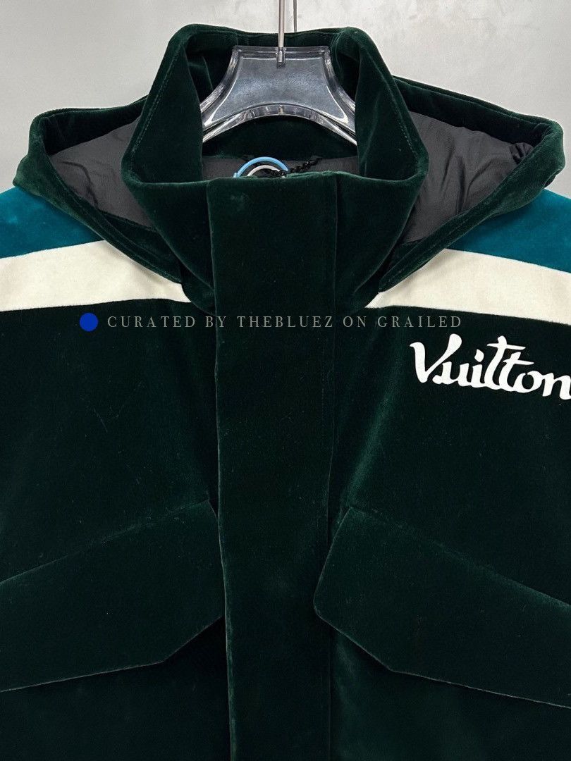 Louis Vuitton Stylish Hooded Velvet Jacket in Green Size US M / EU 48-50 / 2 - 8 Thumbnail