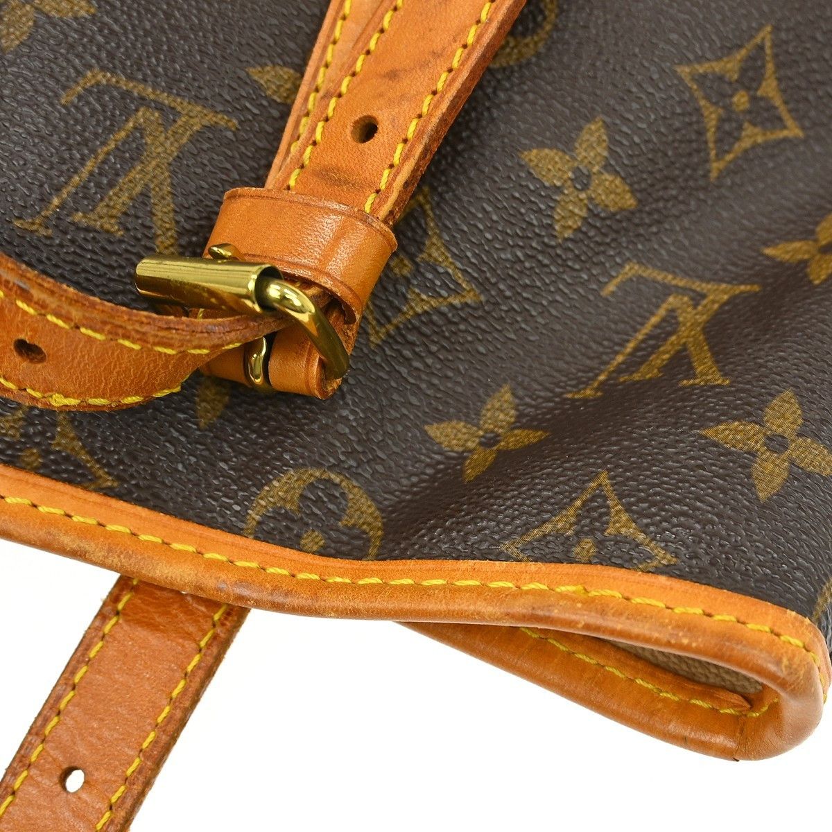 Louis Vuitton Louis Vuitton Petit Bucket Bag Monogram Canvas Size ONE SIZE - 12 Thumbnail