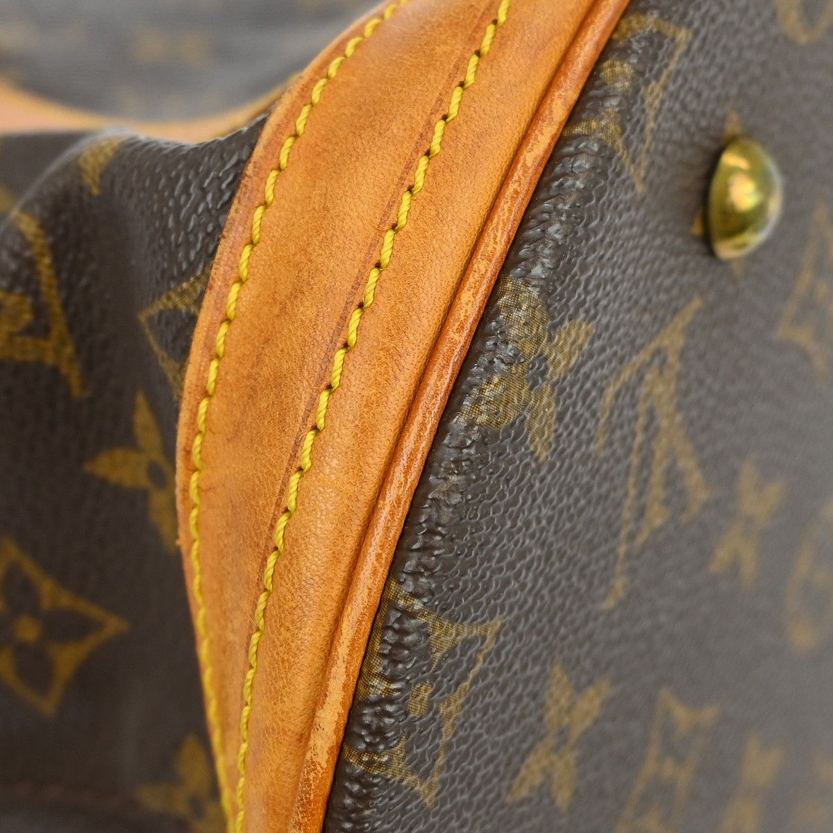 Louis Vuitton Louis Vuitton Petit Bucket Bag Monogram Canvas Size ONE SIZE - 10 Thumbnail