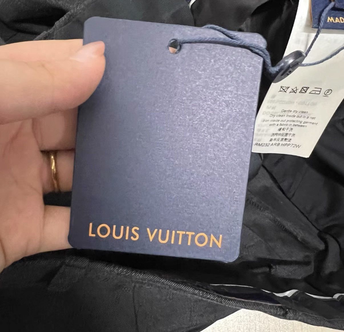 Louis Vuitton 2023 Letter Embroidered Casual Pants Size US 34 / EU 50 - 5 Thumbnail