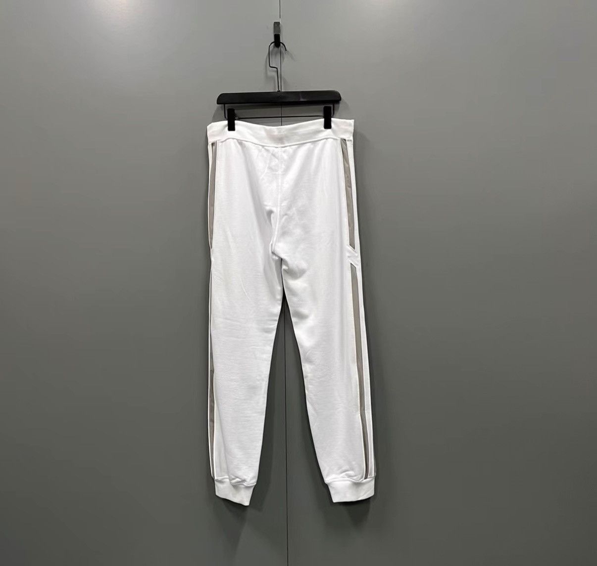 Hermes Stylish White Sweatpants with Side Stripes Size US 34 / EU 50 - 2 Thumbnail