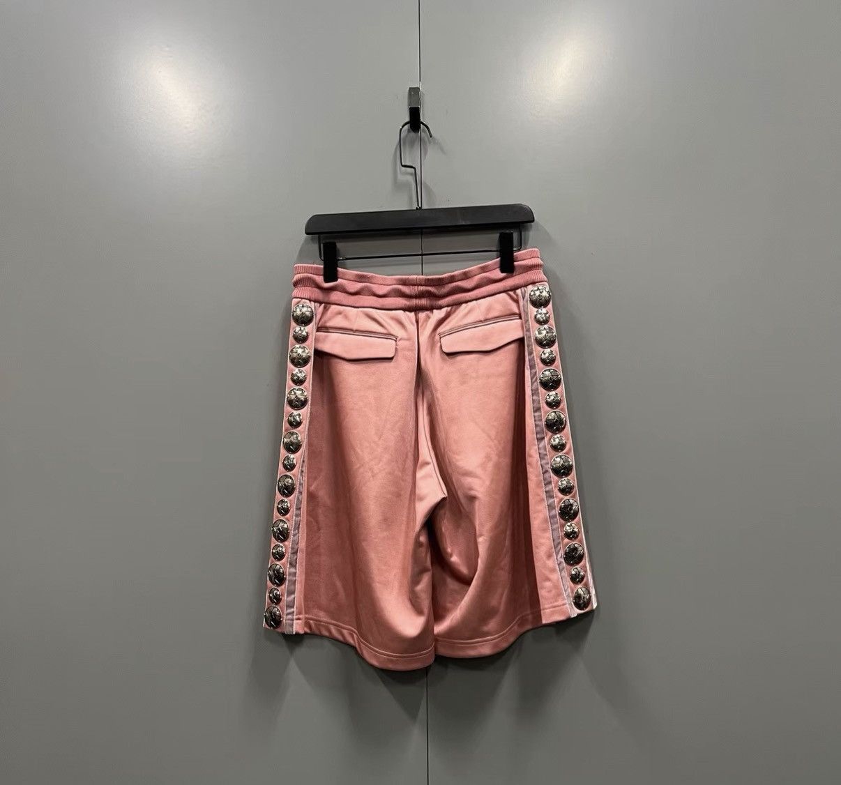 Dior Casual Pink Shorts with Metal Details Size US 34 / EU 50 - 2 Thumbnail