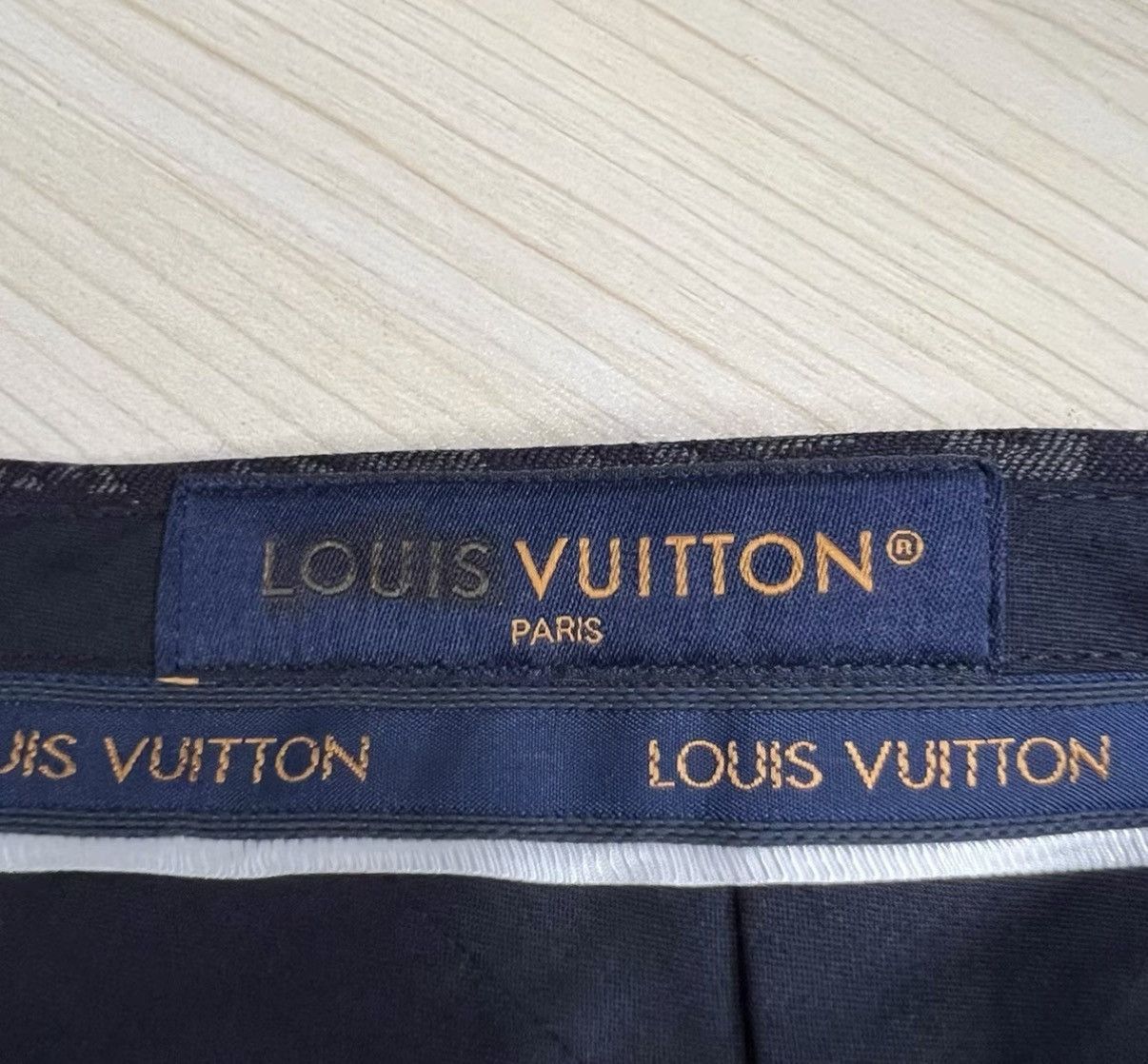 Louis Vuitton Straight-Leg Casual Pants in Black Size US 28 / EU 44 - 3 Thumbnail