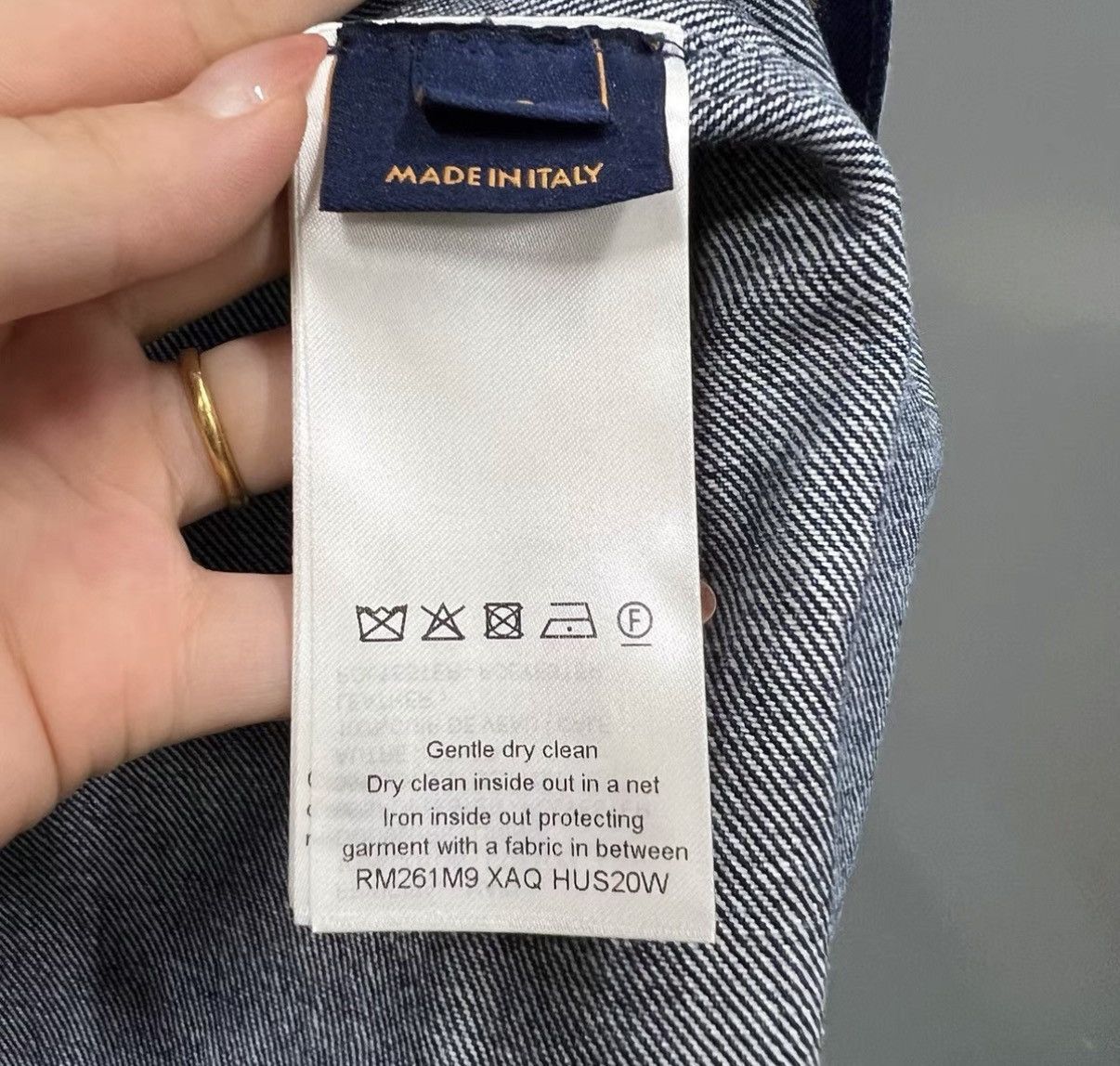 Louis Vuitton Gradient Monogram Denim Jacket in Blue Size US XS / EU 42 / 0 - 3 Thumbnail