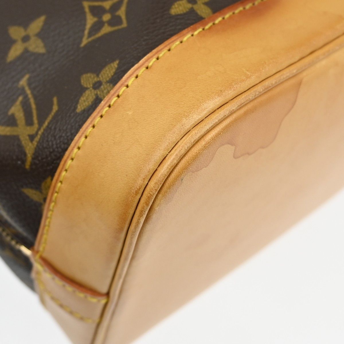 Louis Vuitton Louis Vuitton Alma Handbag Monogram Canvas Size ONE SIZE - 10 Thumbnail