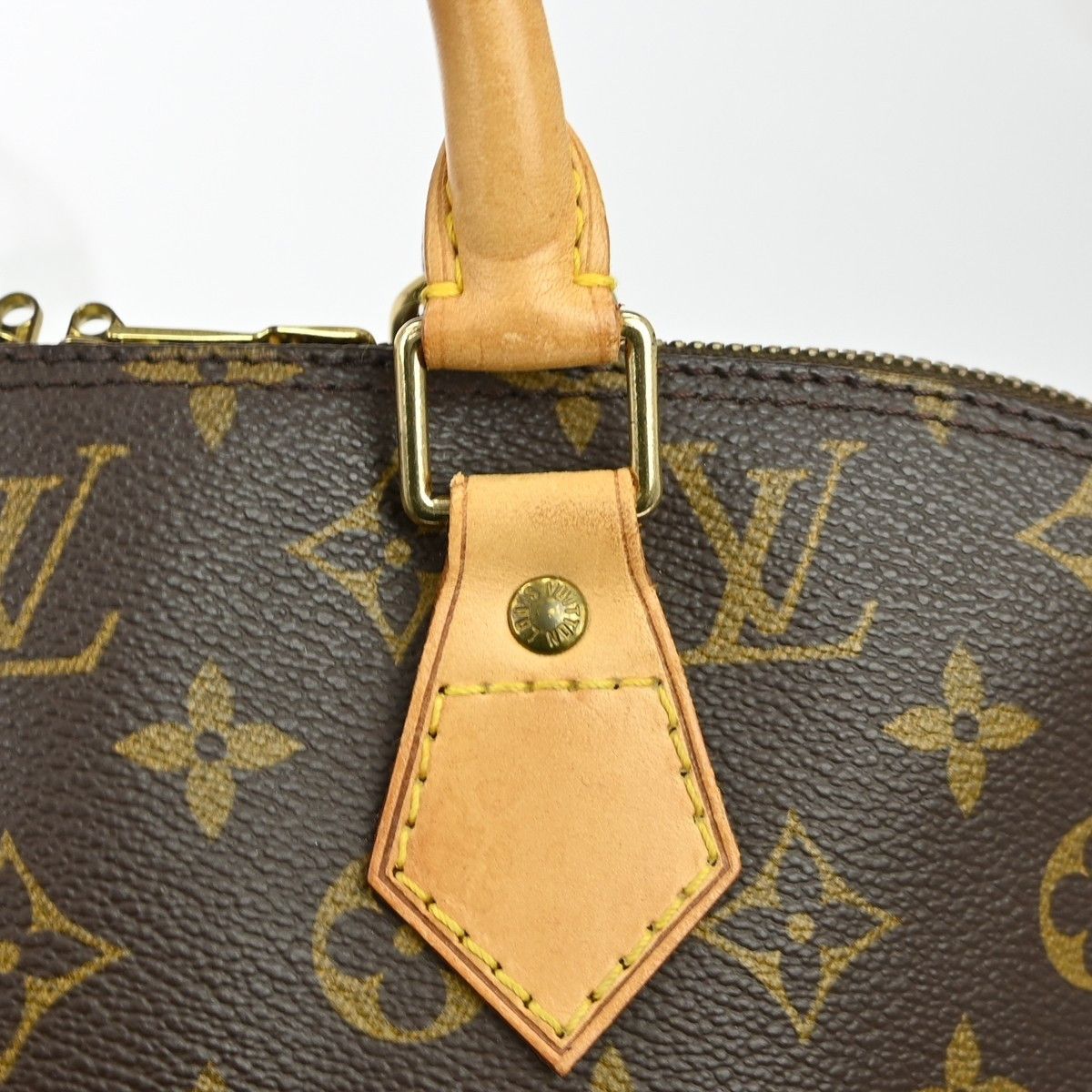 Louis Vuitton Louis Vuitton Alma Handbag Monogram Canvas Size ONE SIZE - 14 Thumbnail