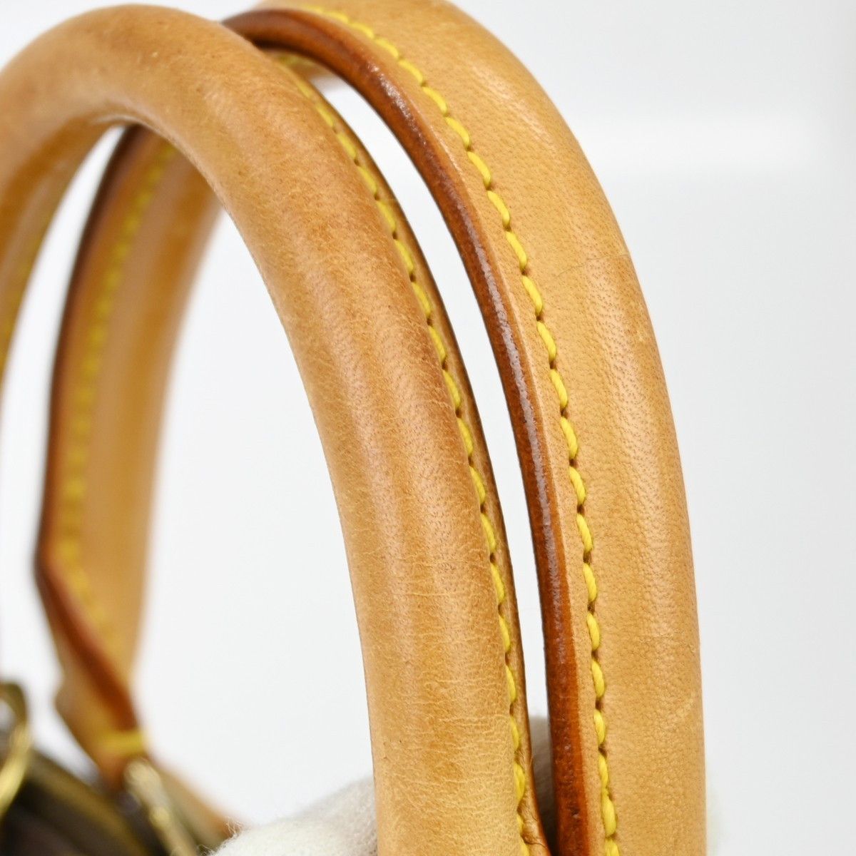 Louis Vuitton Louis Vuitton Alma Handbag Monogram Canvas Size ONE SIZE - 7 Thumbnail
