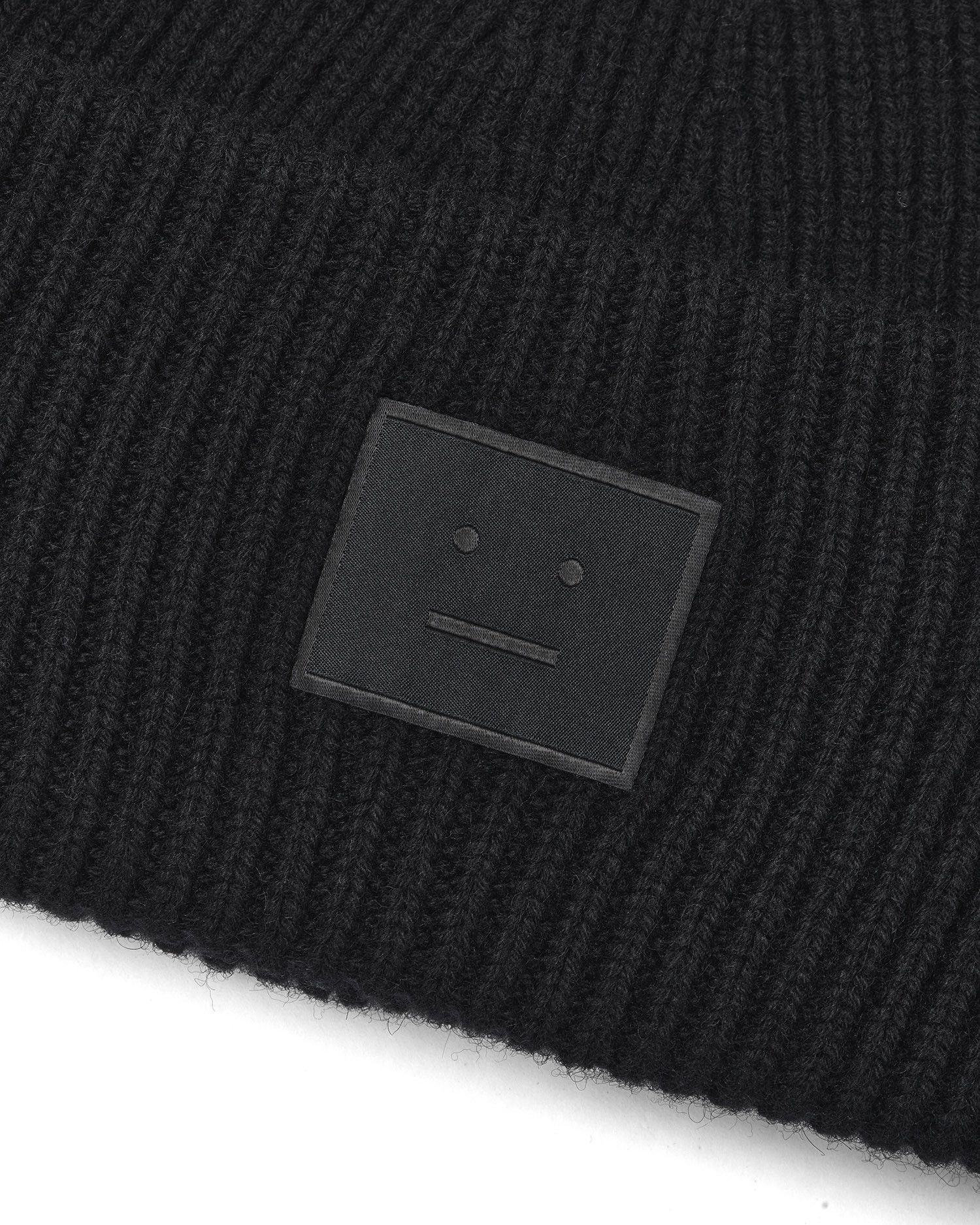 Acne Studios Acne Studios FACE Label Ornament Beanie Size ONE SIZE - 4 Thumbnail