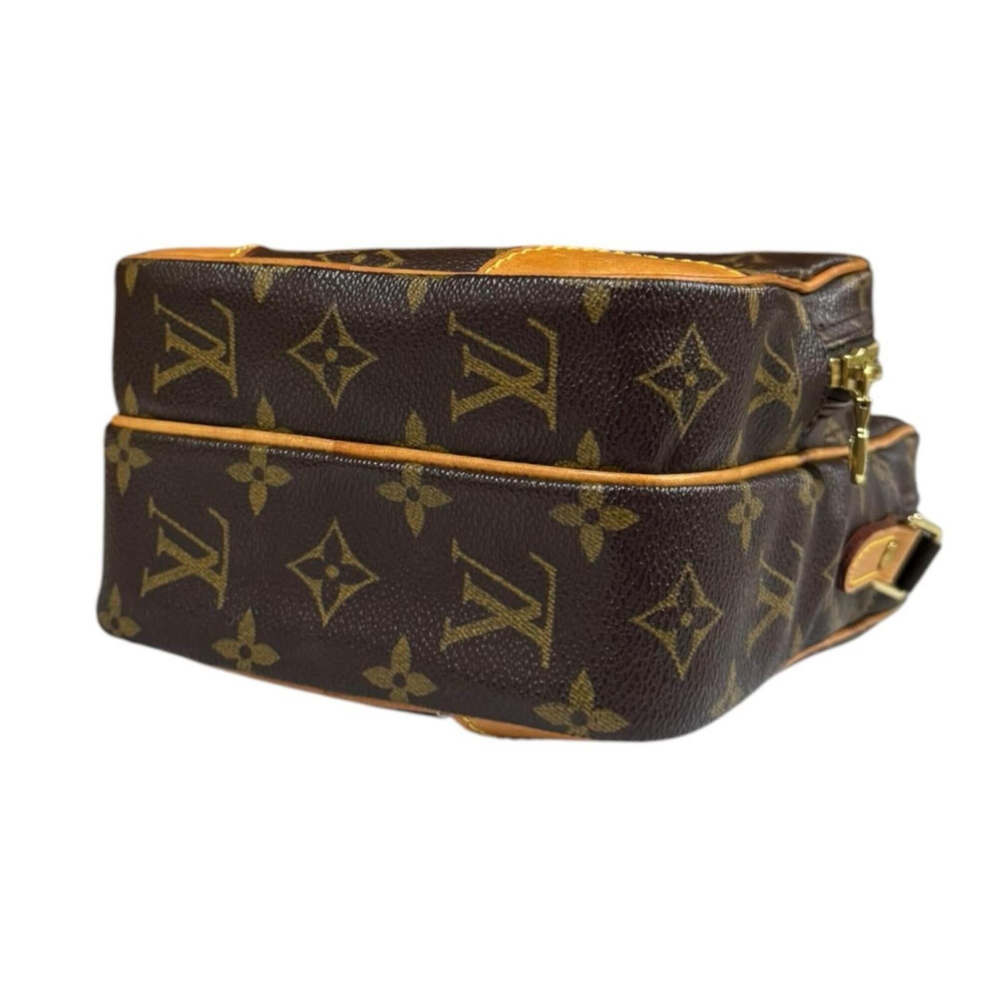 Louis Vuitton Louis Vuitton Amazon Monogram Shoulder Bag, Canvas M45236 Brown, Women's LOUIS VUITTON Size ONE SIZE - 5 Thumbnail