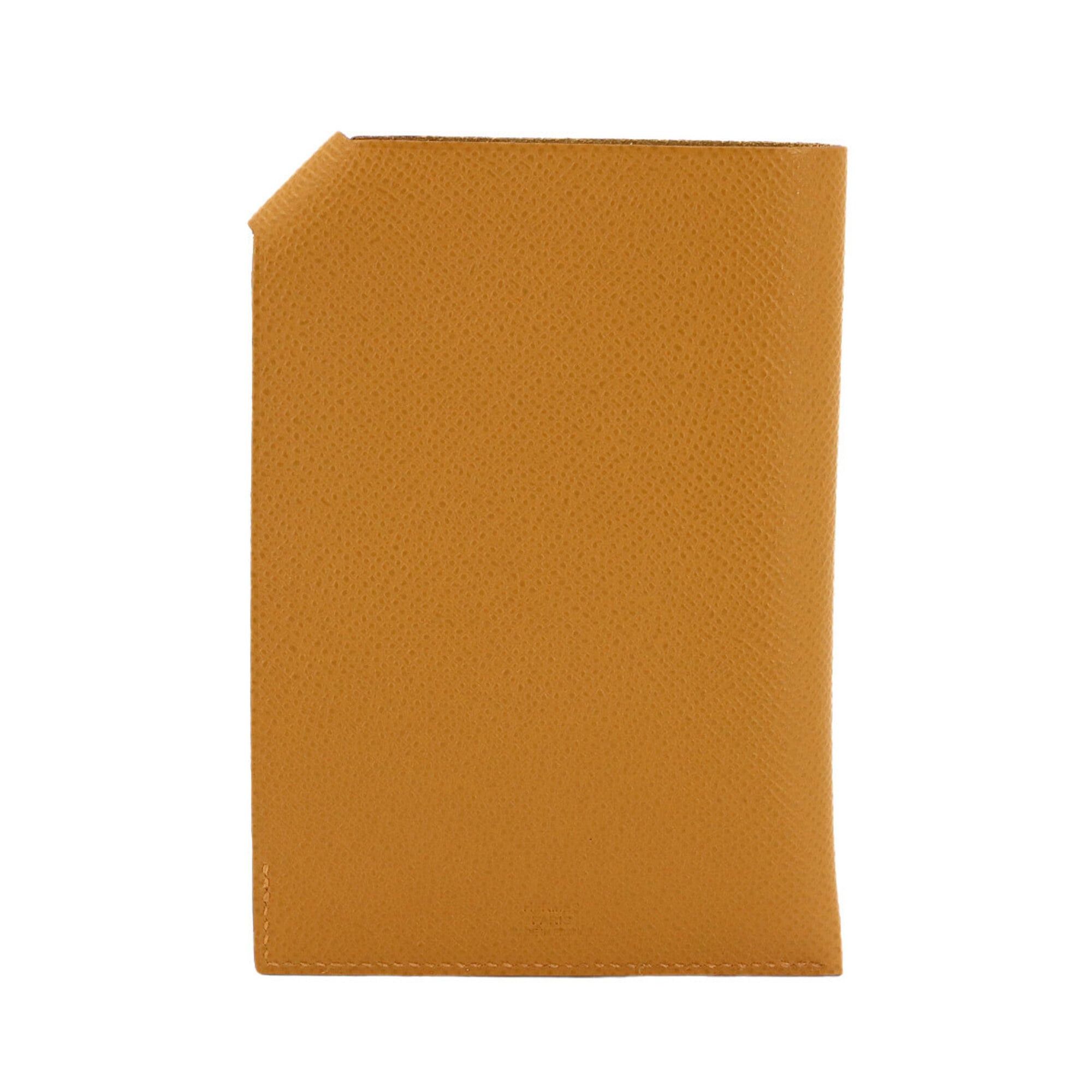 Hermes Hermes Tarmac PM Passport Case, Epsom Leather, Natural Sable, B Stamp Size ONE SIZE - 3 Thumbnail