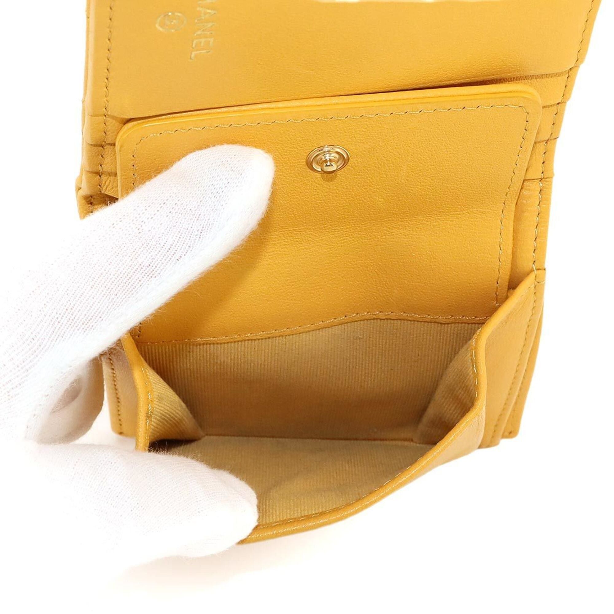 Chanel Chanel Matelassé Small Wallet, Bi-fold Lambskin, Mustard Yellow, AP3185 Wallet Size ONE SIZE - 7 Thumbnail