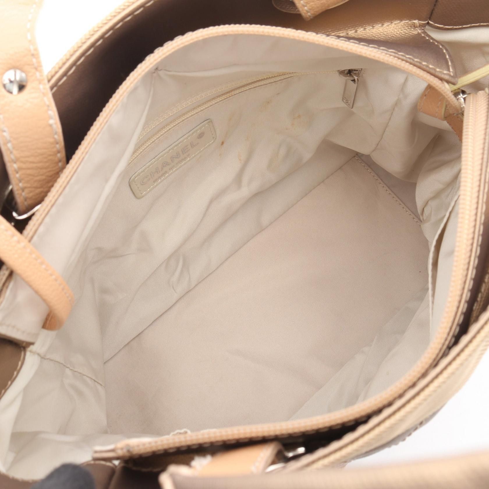 Chanel Chanel Chanel Paris-Biarritz PVC Coated Canvas Leather Tote Bag Plastic / Synthetic Tote Bag A34208 DUTY FREE for USA Size ONE SIZE - 3 Thumbnail