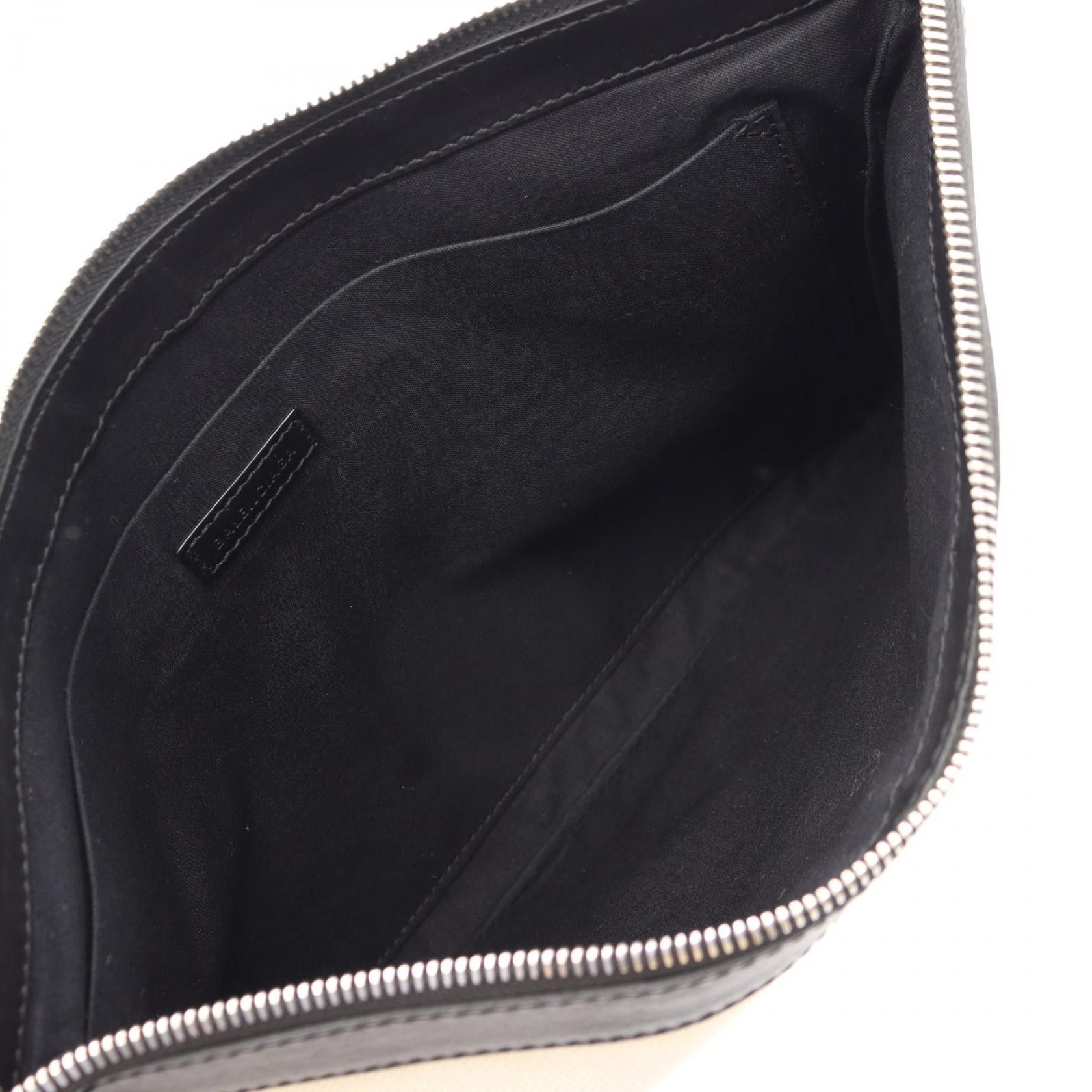 Balenciaga Balenciaga Balenciaga Navy Clip M clutch bag Leather Clutch Bag 373834 DUTY FREE for USA Size ONE SIZE - 3 Thumbnail