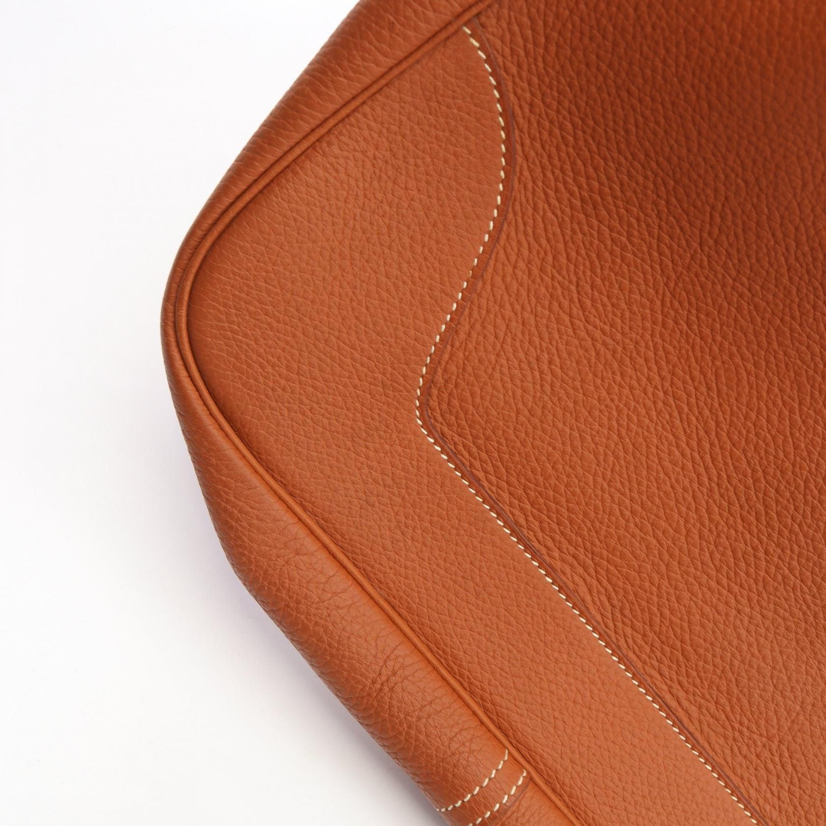 Hermes Hermes Hermes Trim31 Togo shoulder bag Leather Shoulder Bag Y DUTY FREE for USA Size ONE SIZE - 6 Thumbnail