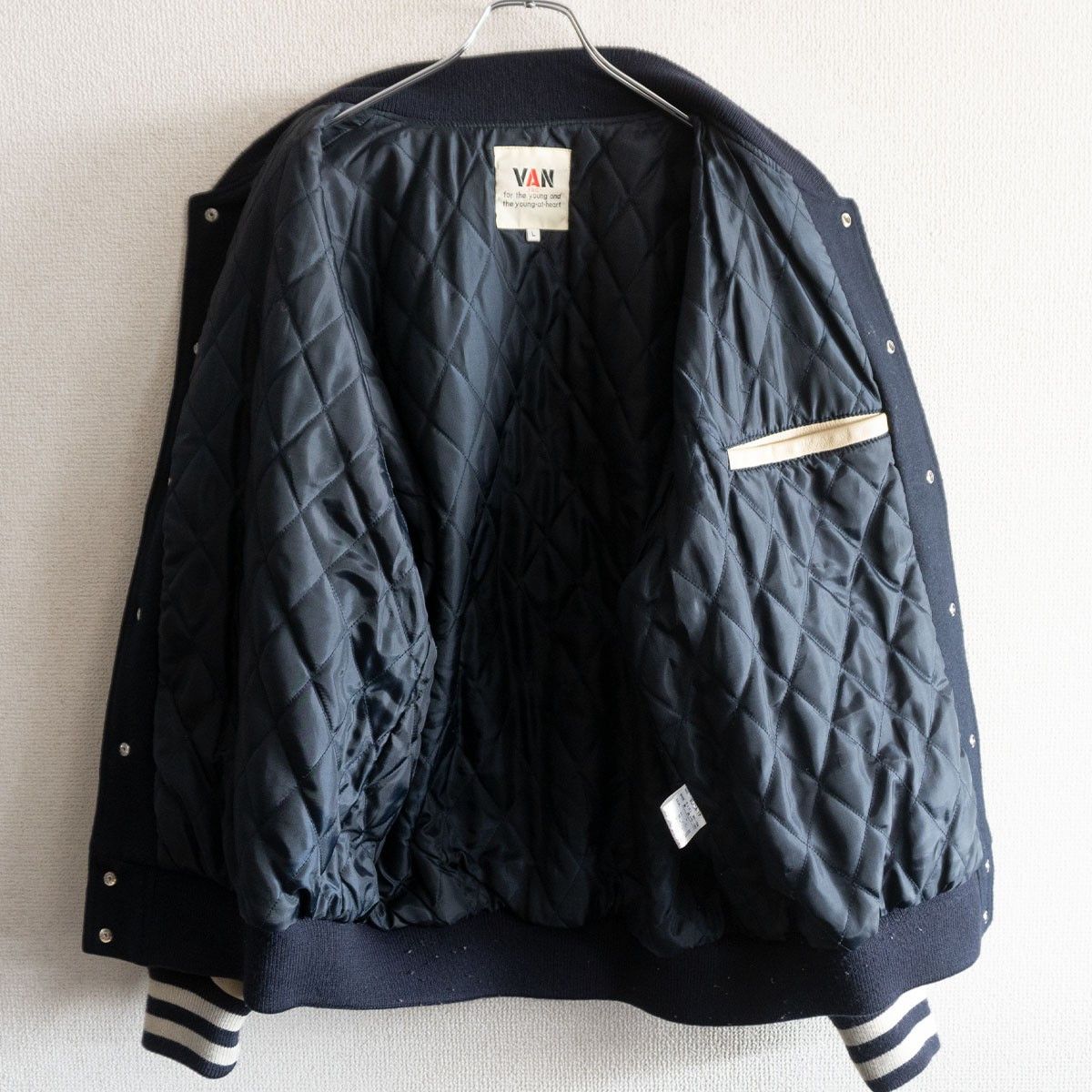 Vintage VAN JAC Leather sleeve varsity jacket Size L Size US L / EU 52-54 / 3 - 3 Thumbnail