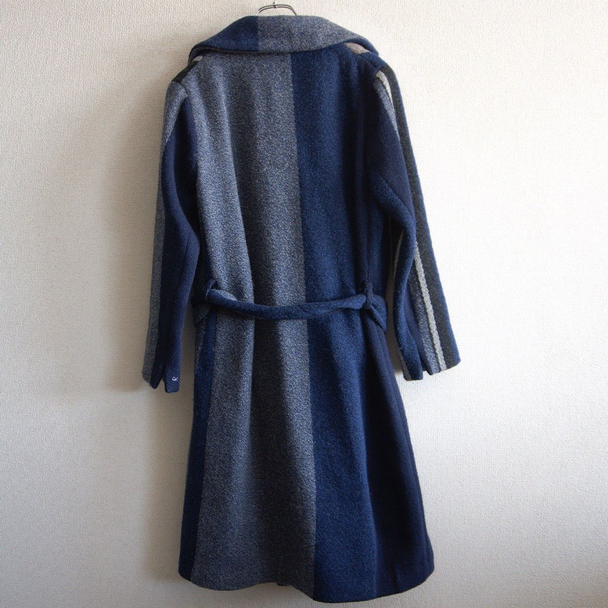 Vintage 45R Crazy Pleated Wrap Coat Size 2 Size US M / EU 48-50 / 2 - 3 Thumbnail