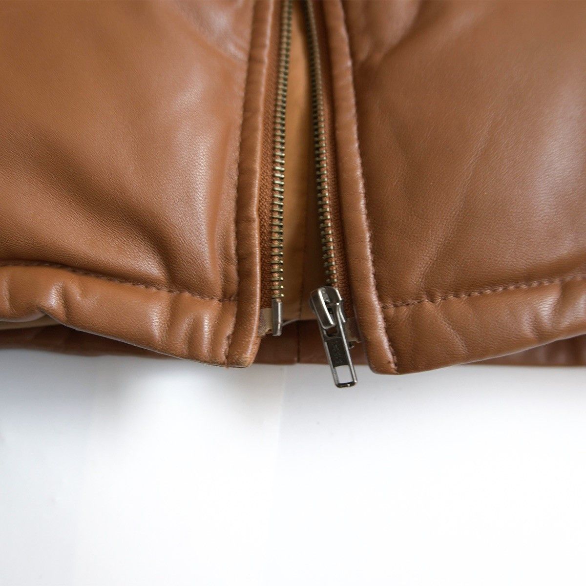 Vintage WIND ARMOR Leather Down Jacket Brown Size L Size US L / EU 52-54 / 3 - 5 Thumbnail