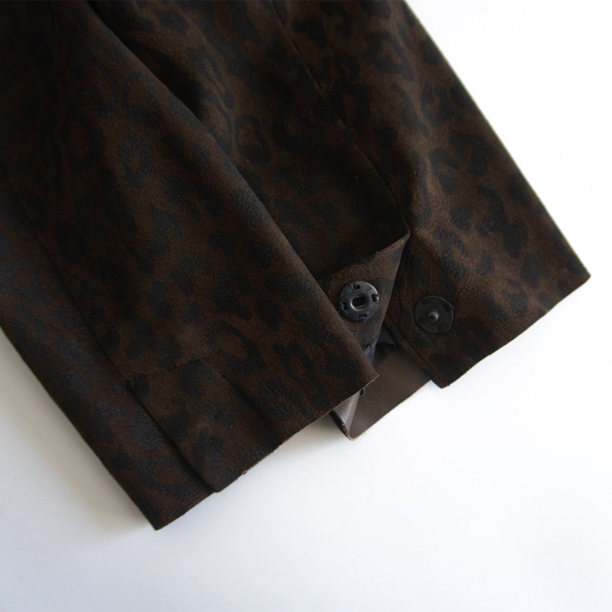 Isamu Katayama Backlash Isamu Katayama Backlash Sheepskin Leopard Tailored Jacket Size 2 Size US M / EU 48-50 / 2 - 9 Thumbnail