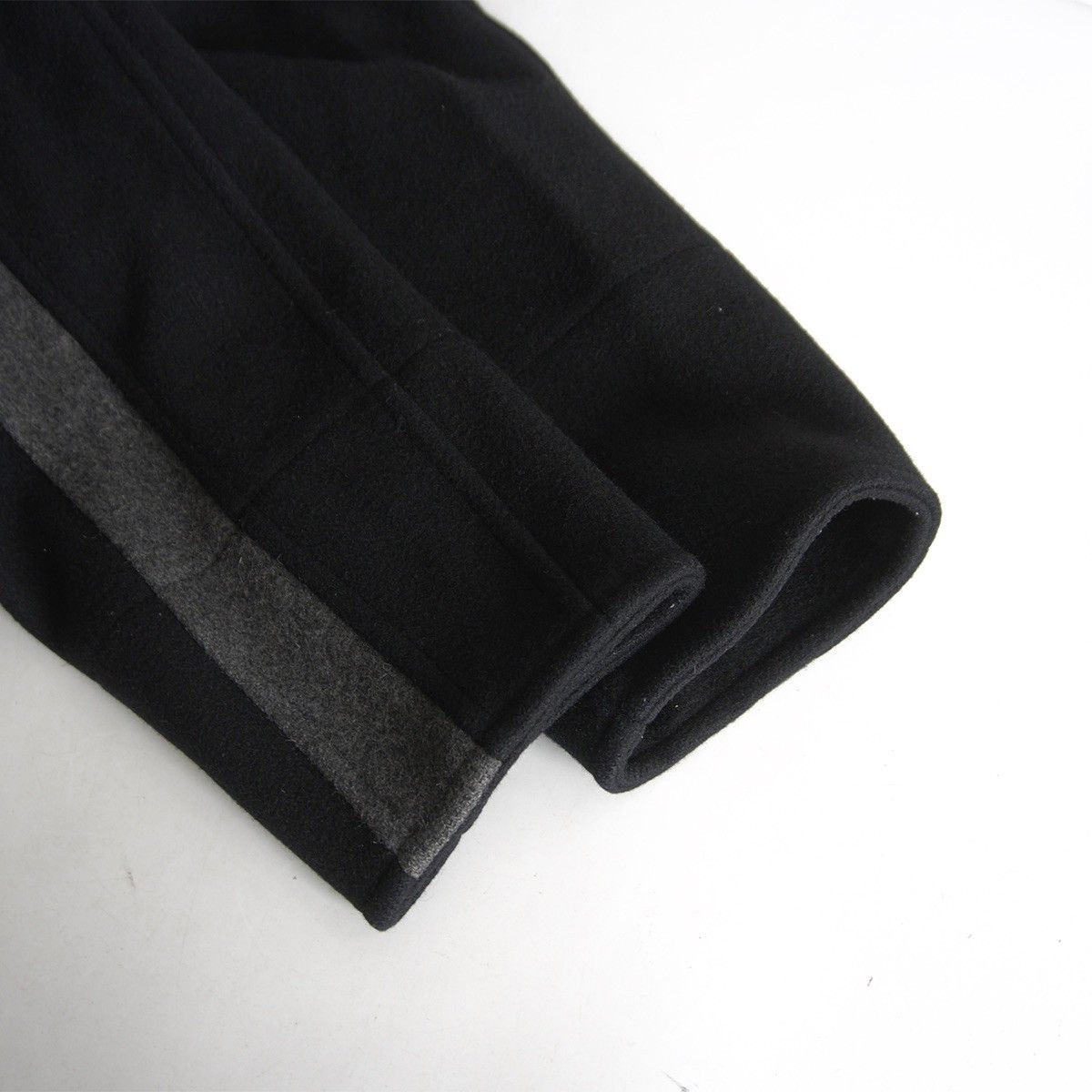 Comme des Garcons Comme des Garcons 90 Hooded Long Coat Size S Size US S / EU 44-46 / 1 - 3 Thumbnail
